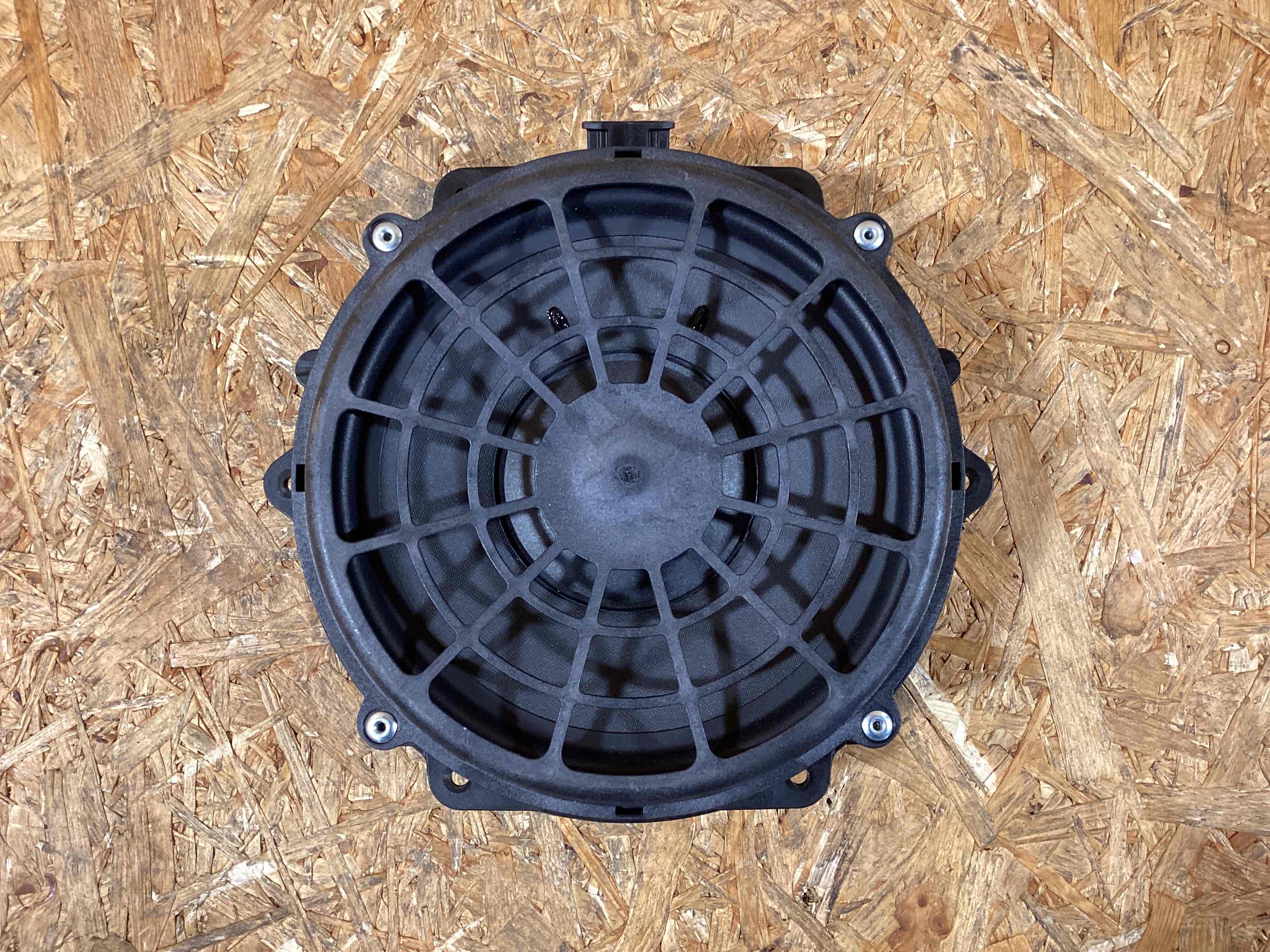 Динамик Porsche 911 281125-102