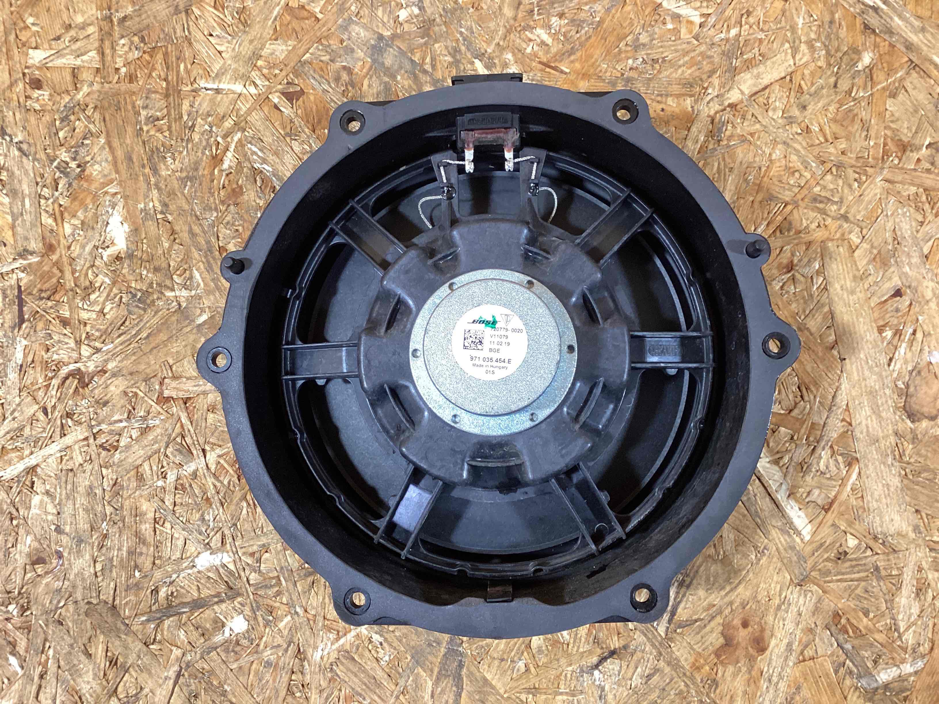 Динамик Porsche Panamera 281125-104