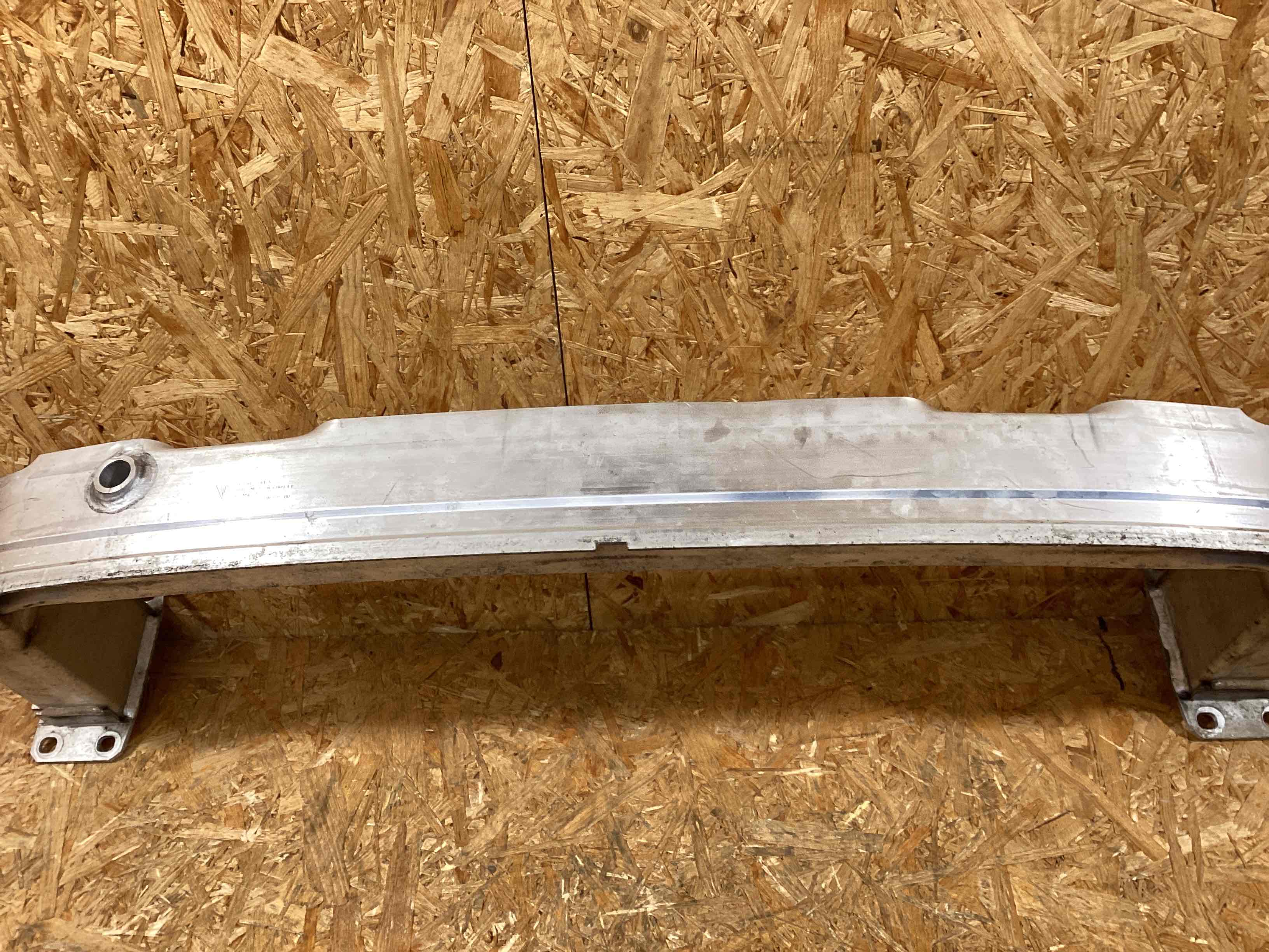 Усилитель бампера переднего Porsche Panamera 290126-103