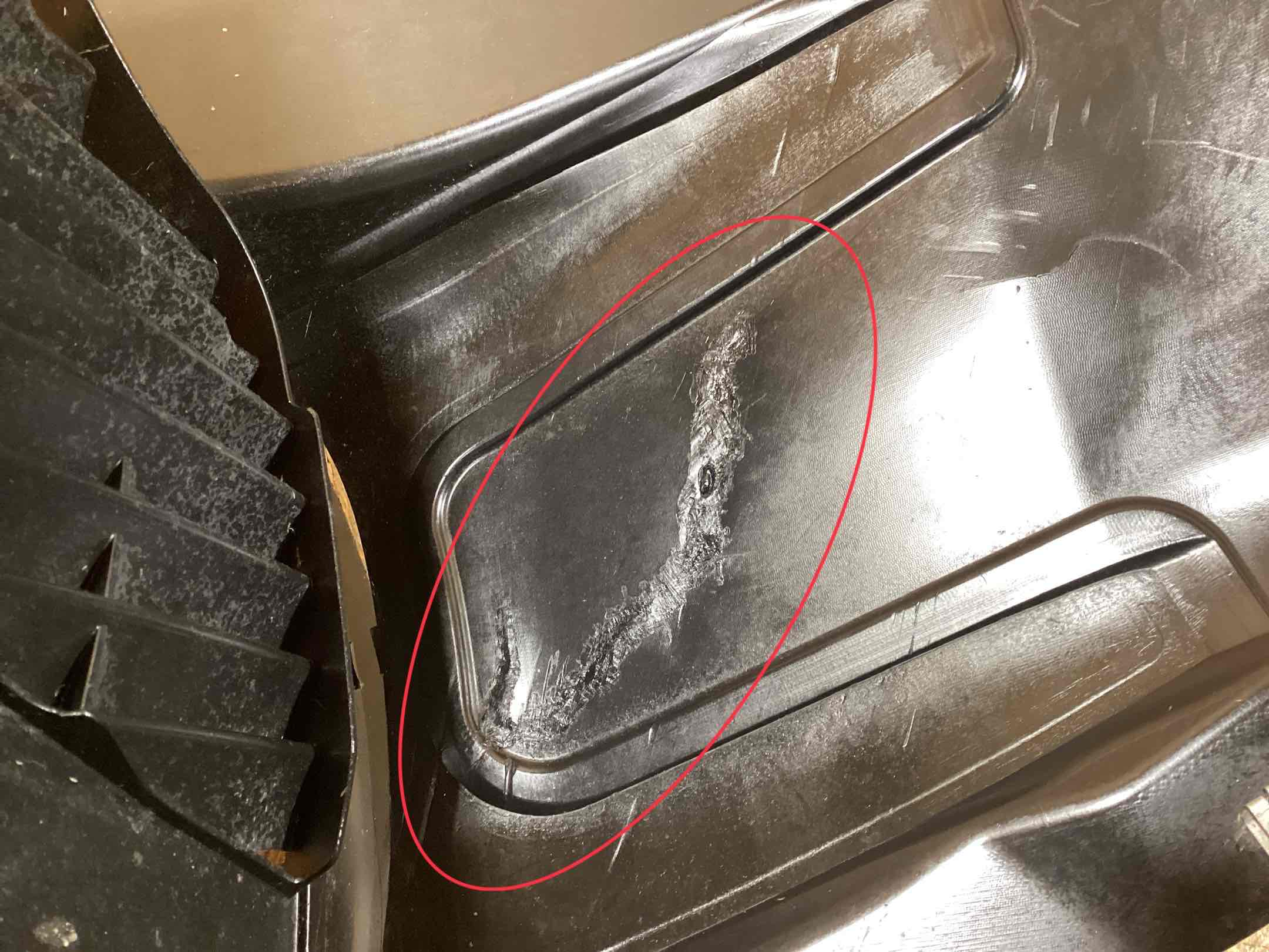 Защита арок передняя правая (подкрылок) Porsche 718 Cayman 290126-109