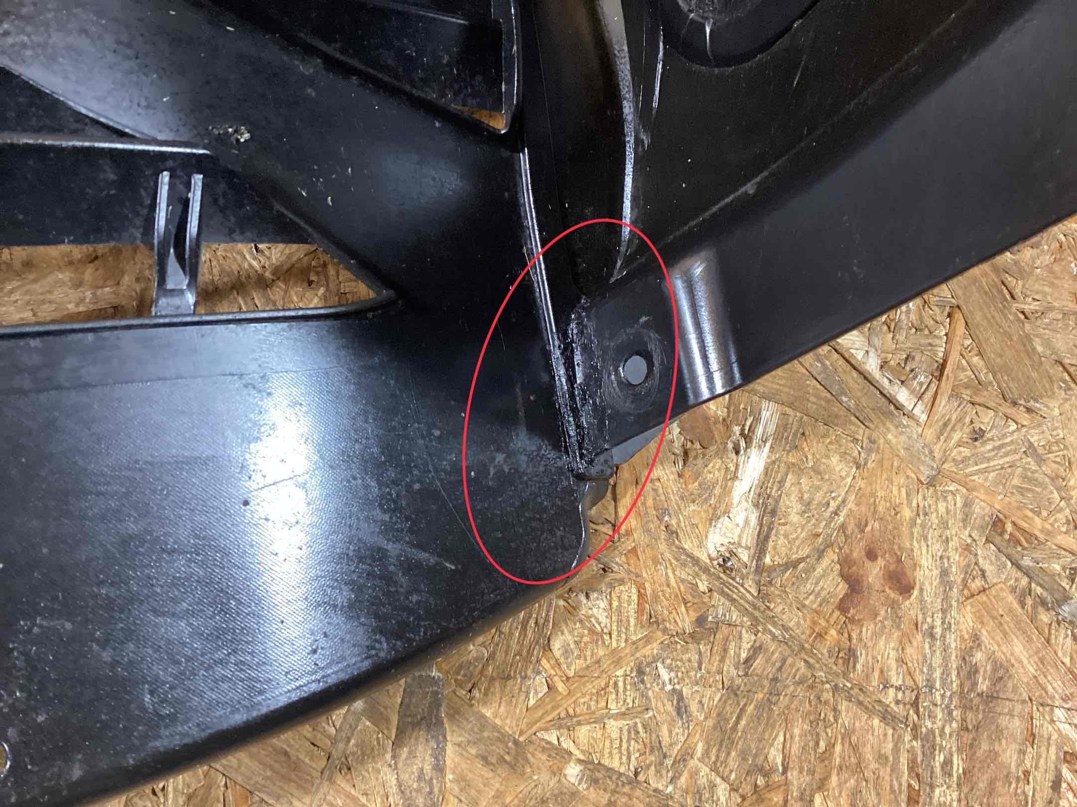 Защита арок передняя правая (подкрылок) Porsche 718 Cayman 290126-109