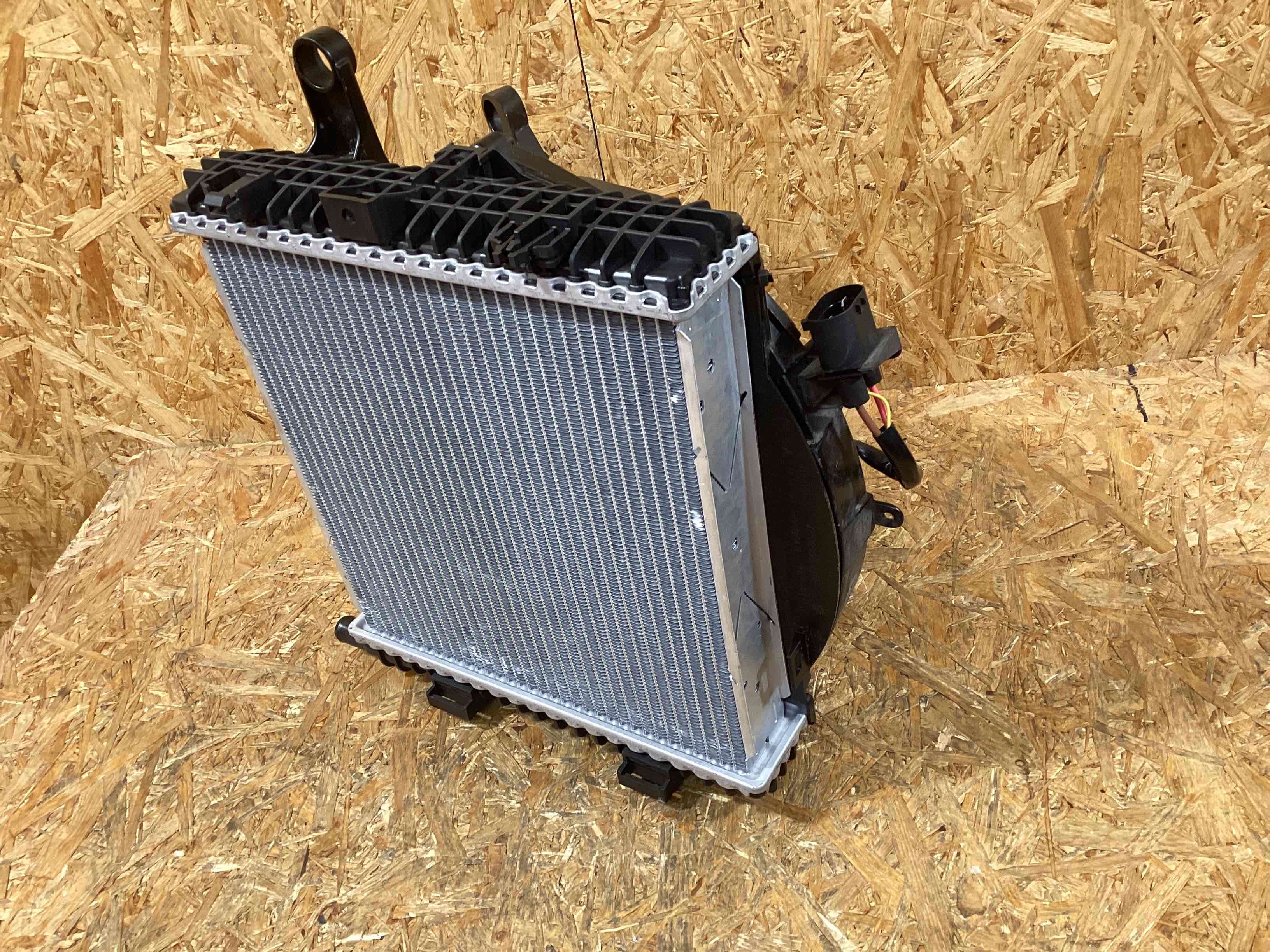 Кассета радиаторов Porsche Taycan 290126-110