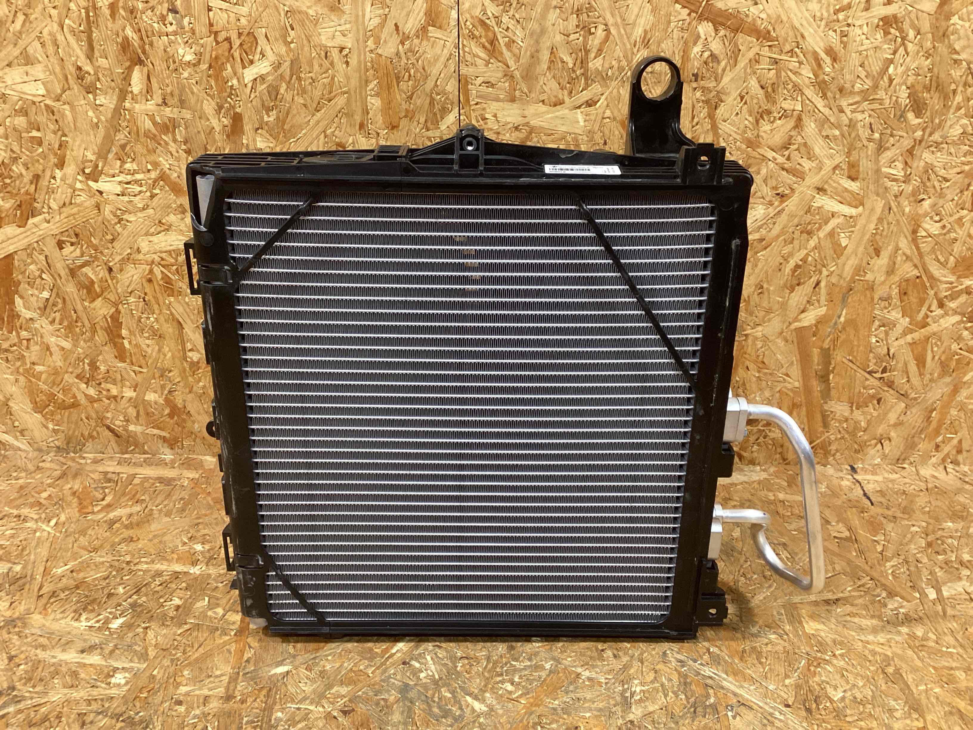 Кассета радиаторов Porsche Taycan 290126-111