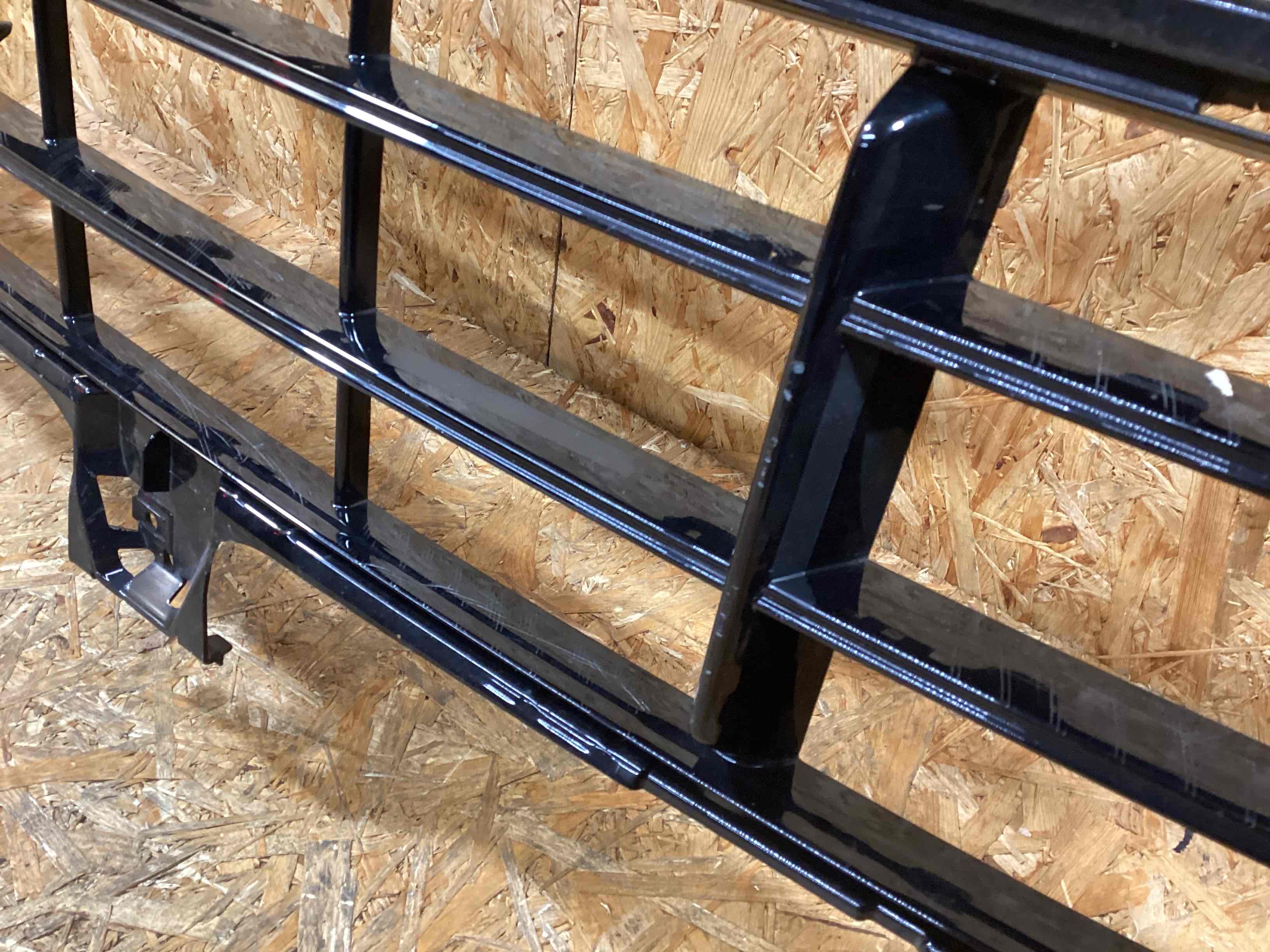 Заглушка, вставка (решетка) в бампер Porsche Cayenne 290126-113