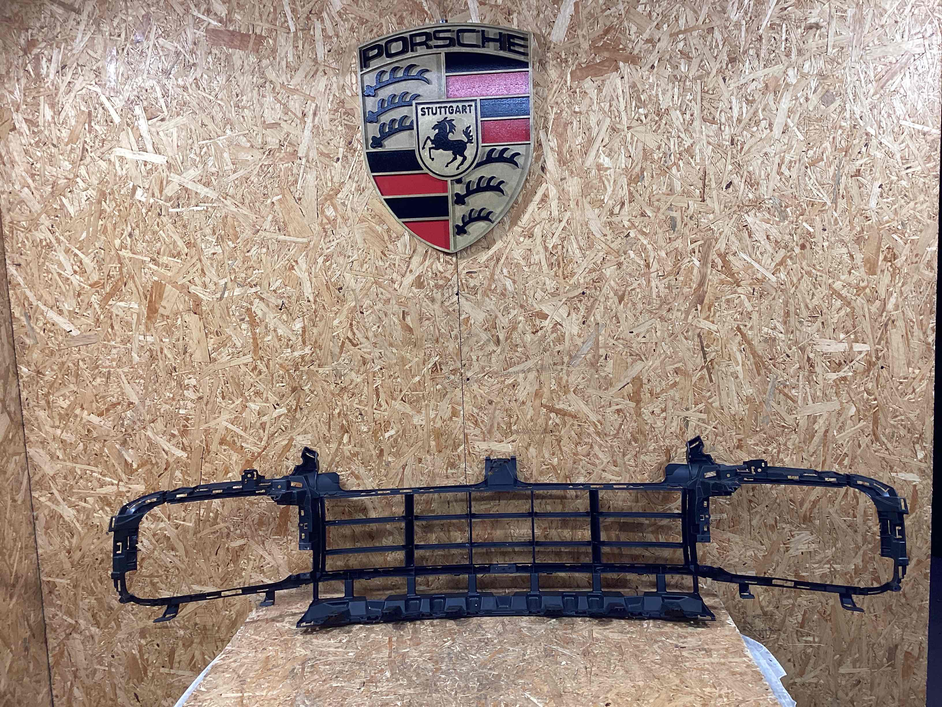 Заглушка, вставка (решетка) в бампер Porsche Cayenne 290126-113