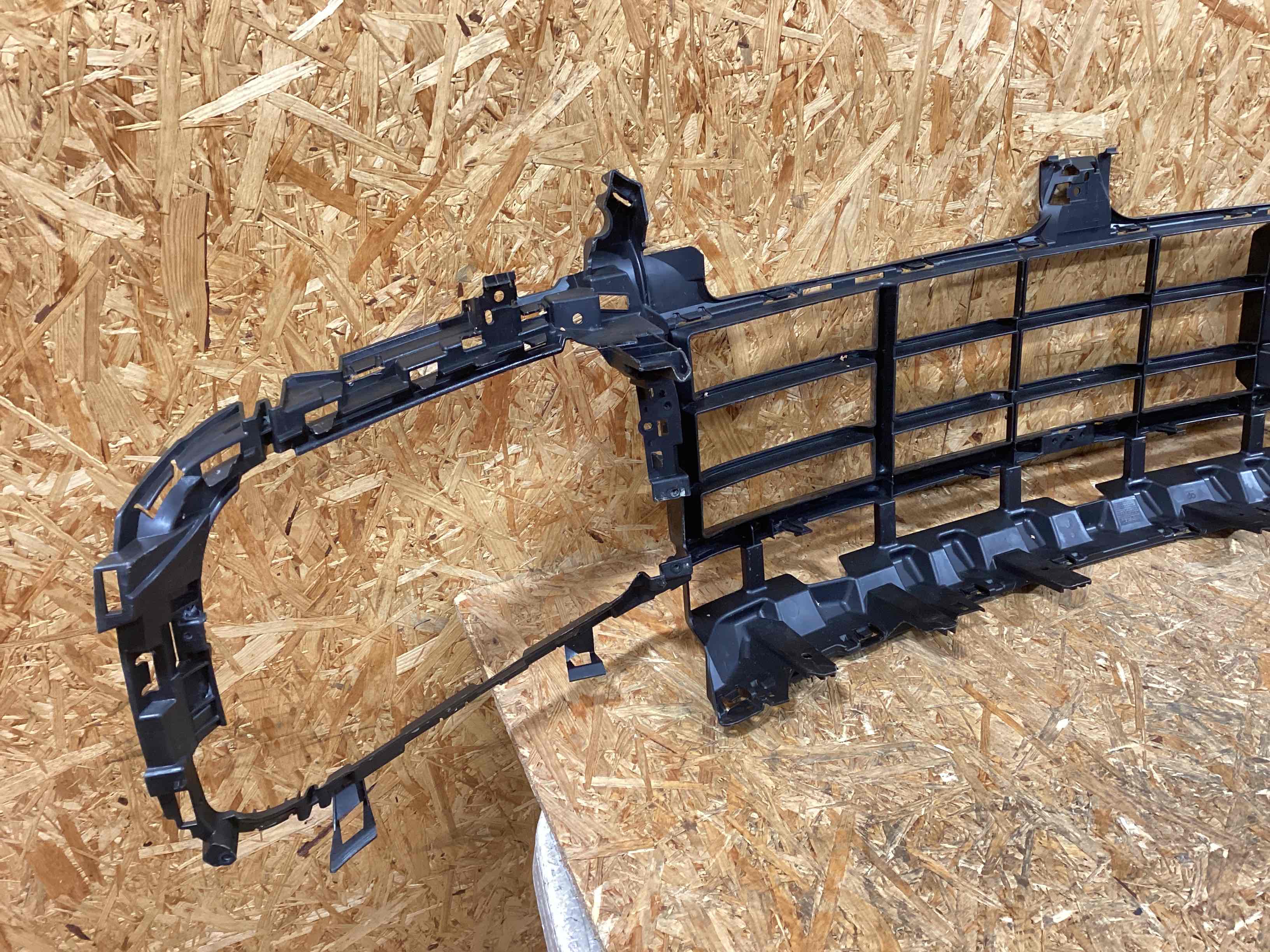 Заглушка, вставка (решетка) в бампер Porsche Cayenne 290126-113