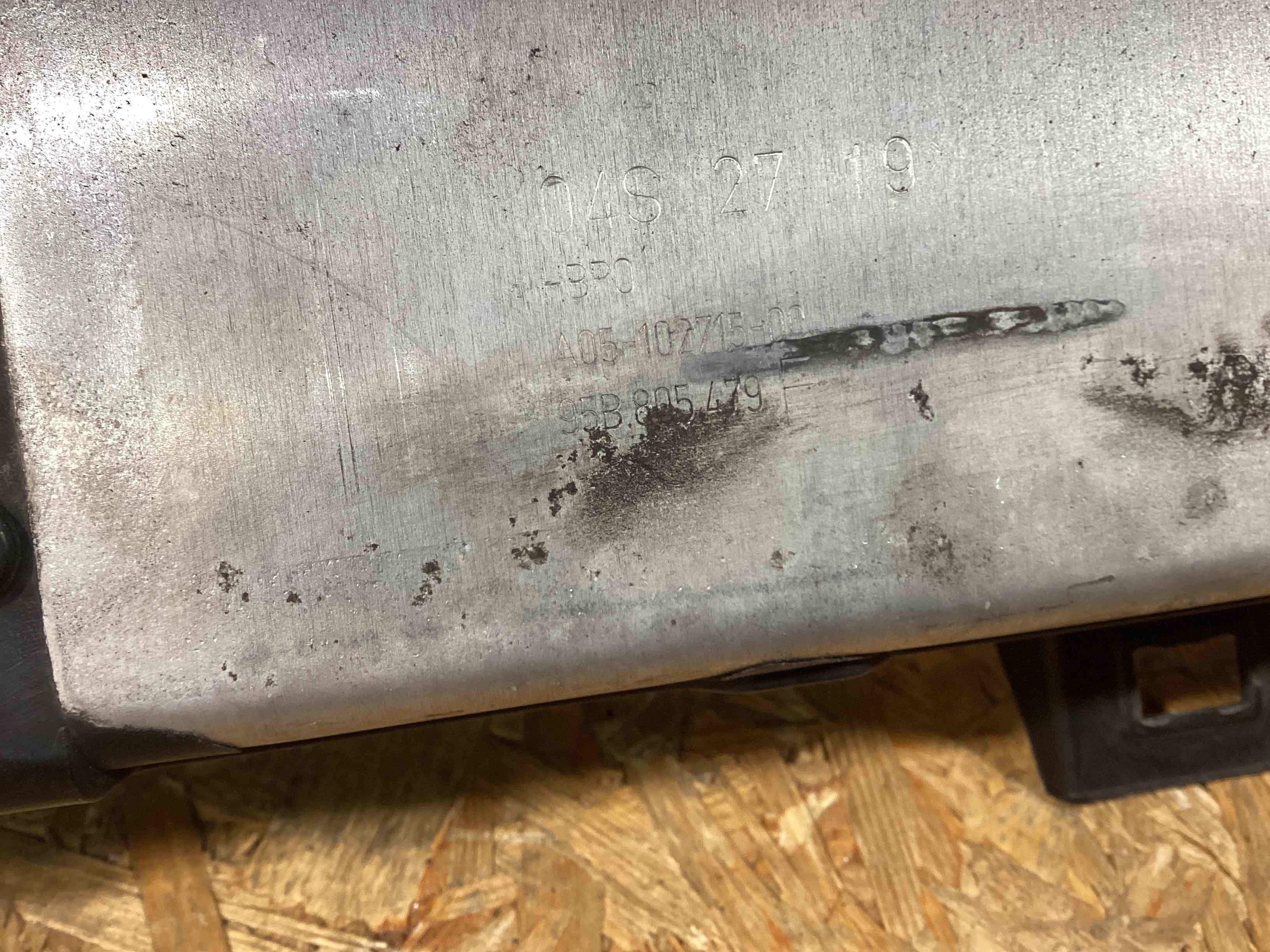 Передняя панель крепления облицовки (телевизор) Porsche Macan 290126-115