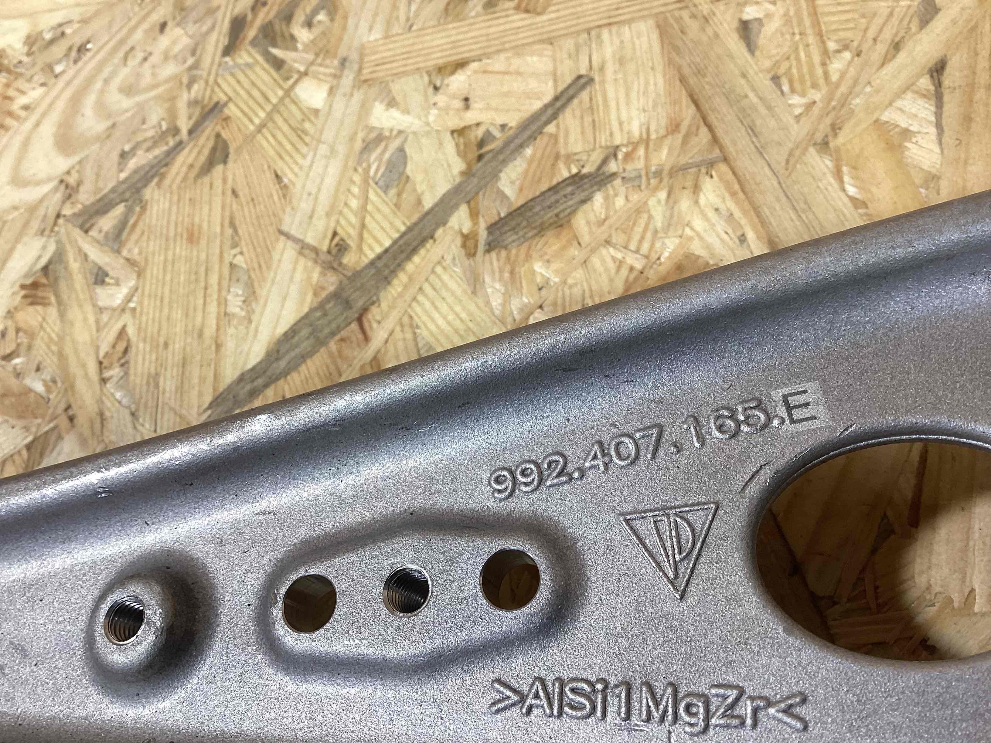Рычаг передний Porsche 911 290426-116