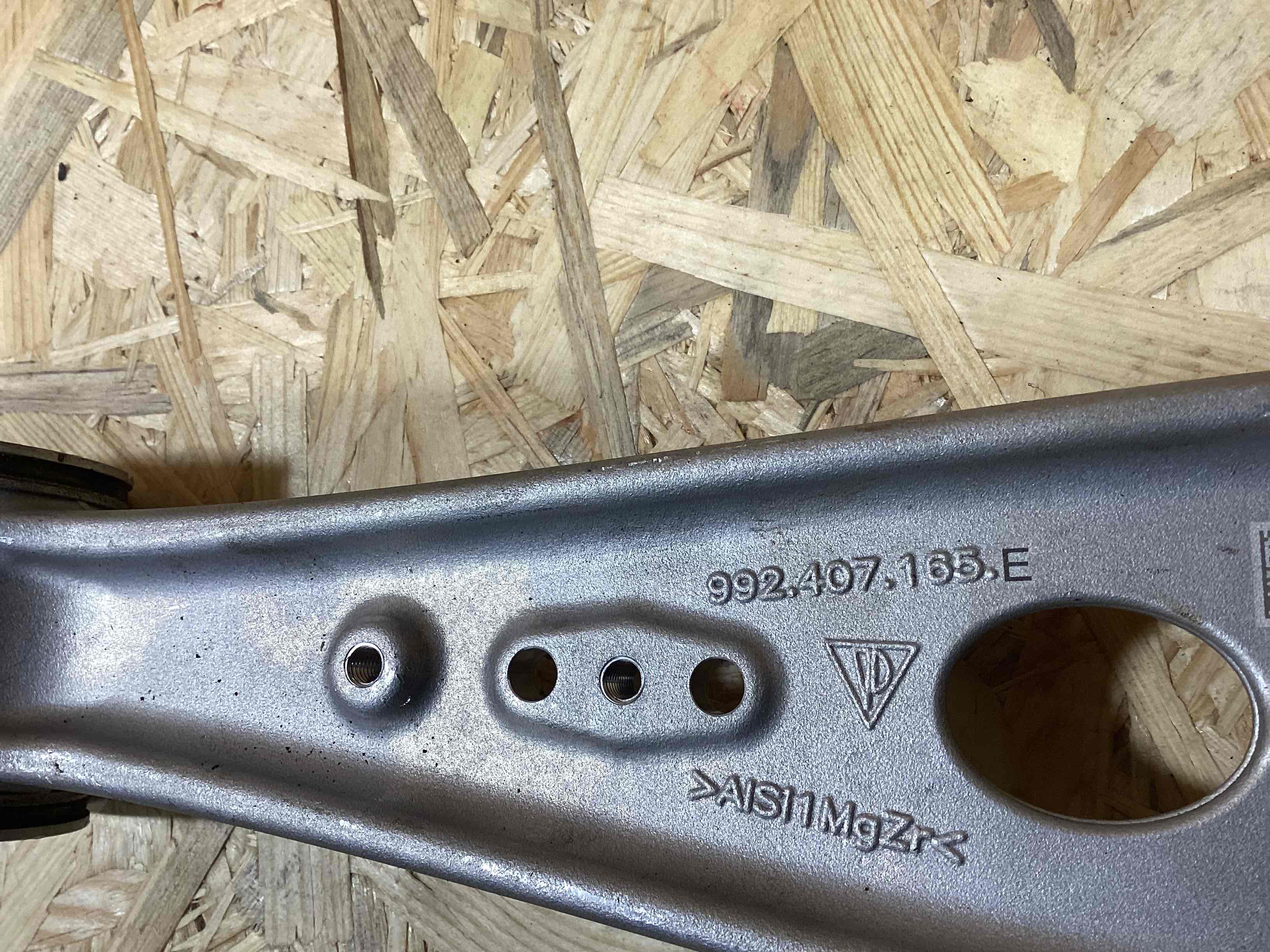 Рычаг передний Porsche 911 290426-120
