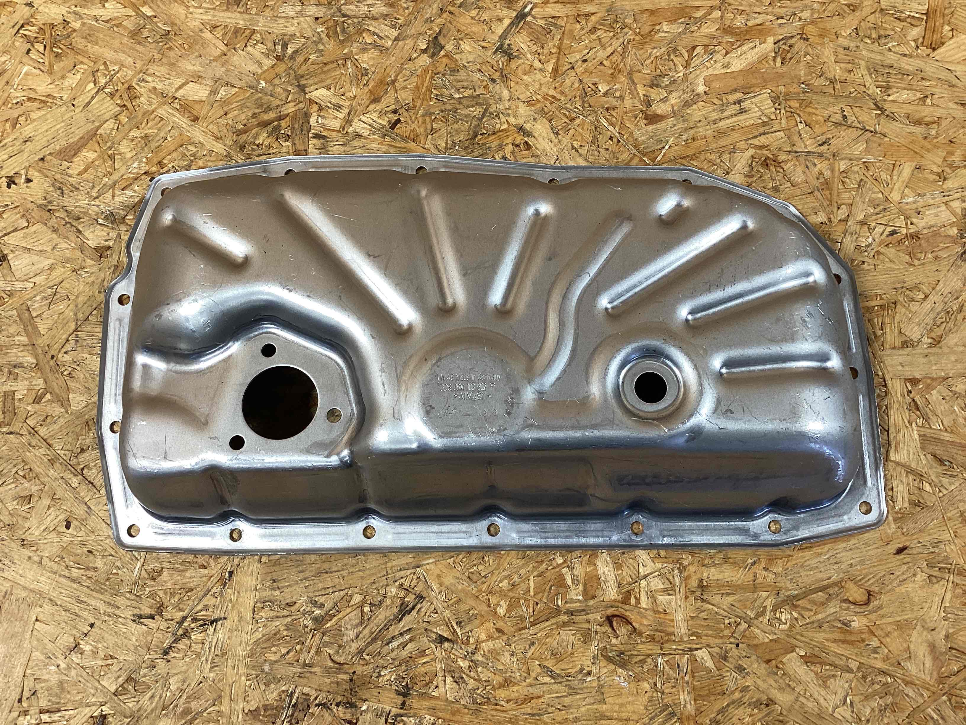 Поддон масляный Porsche Macan 290525-104