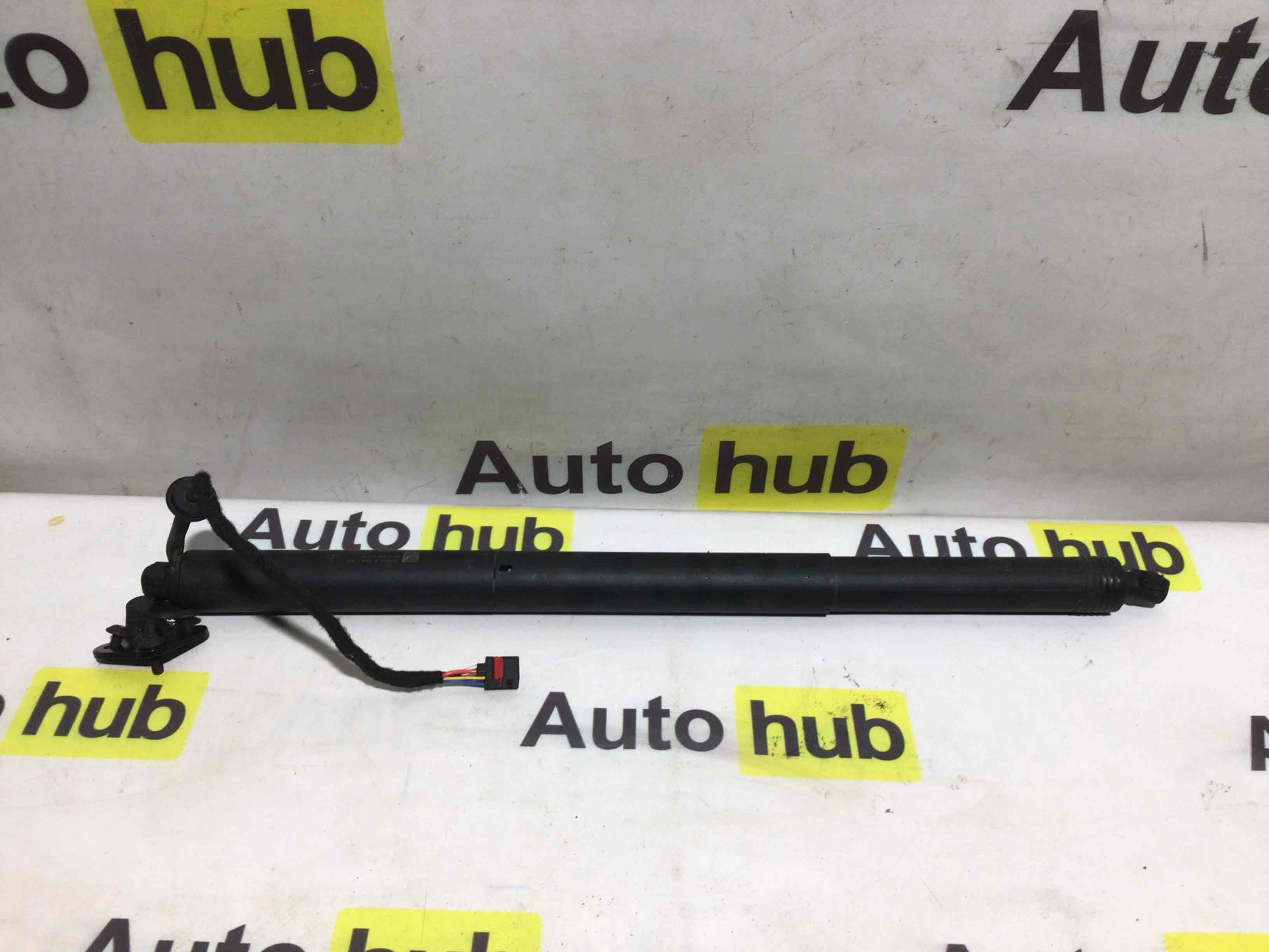 Амортизатор крышки (двери) багажника Porsche Macan 290925-008