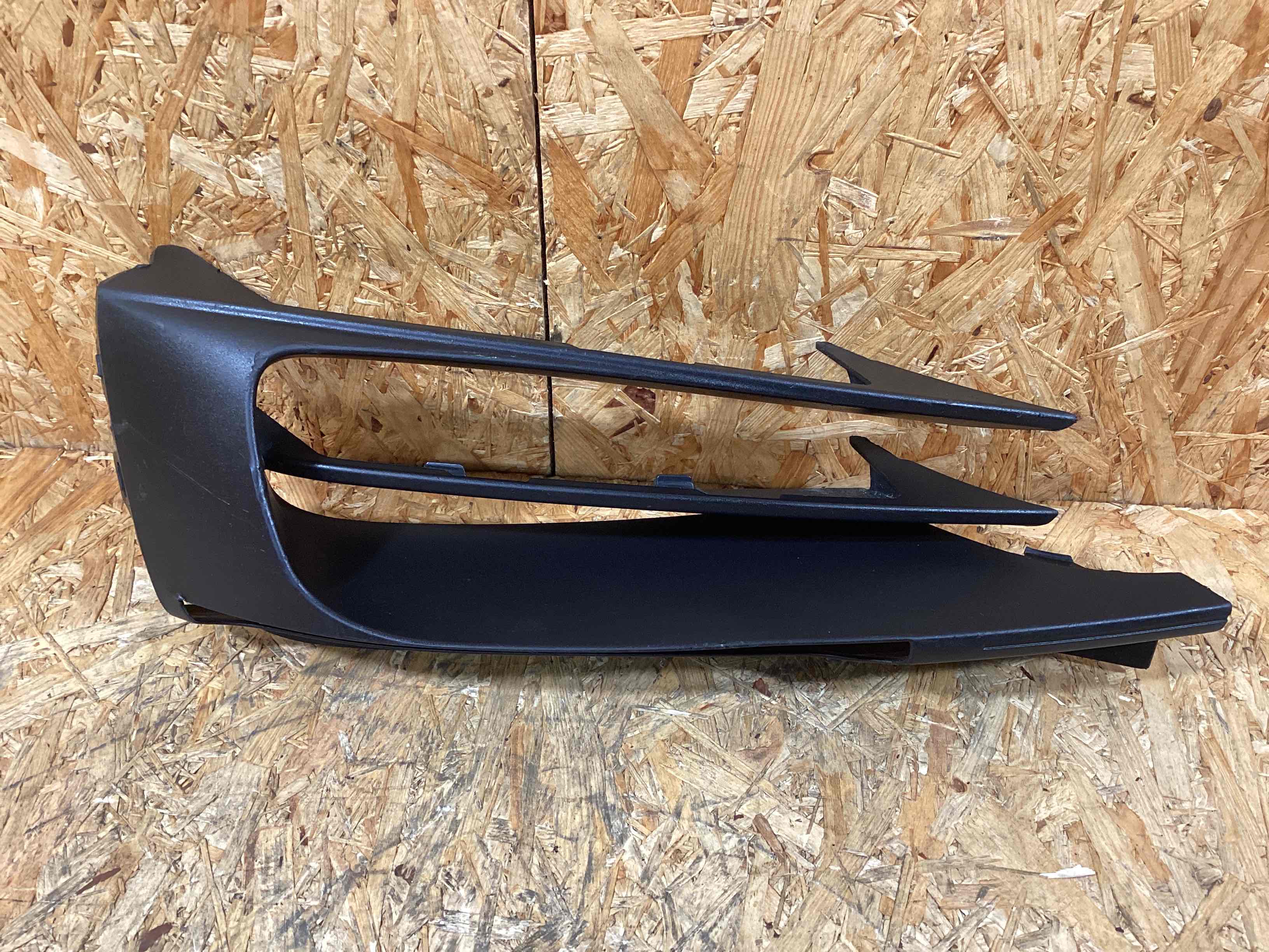 Заглушка, вставка (решетка) в бампер Porsche Panamera 291025-112