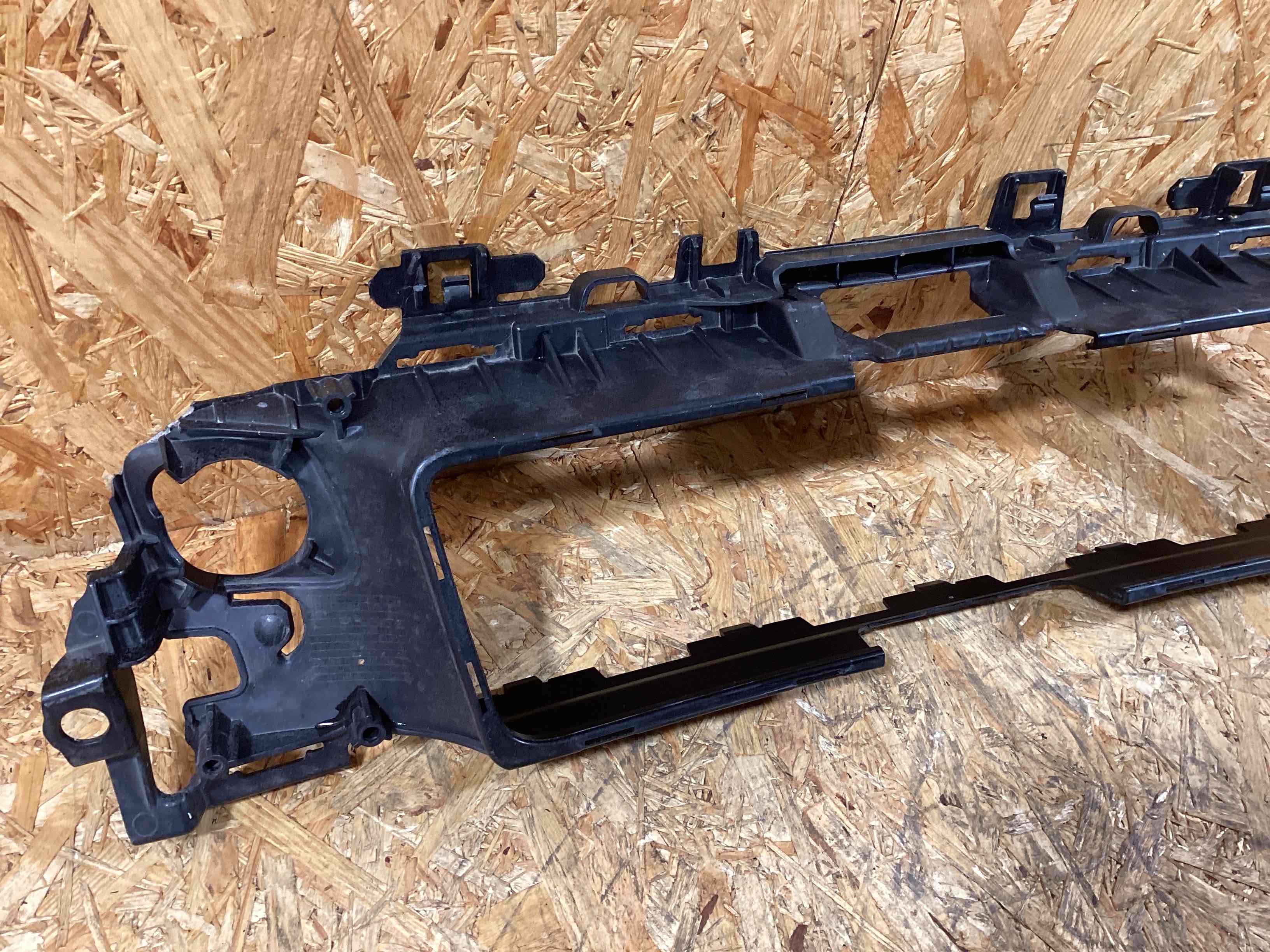 Заглушка, вставка (решетка) в бампер Porsche 911 291025-116