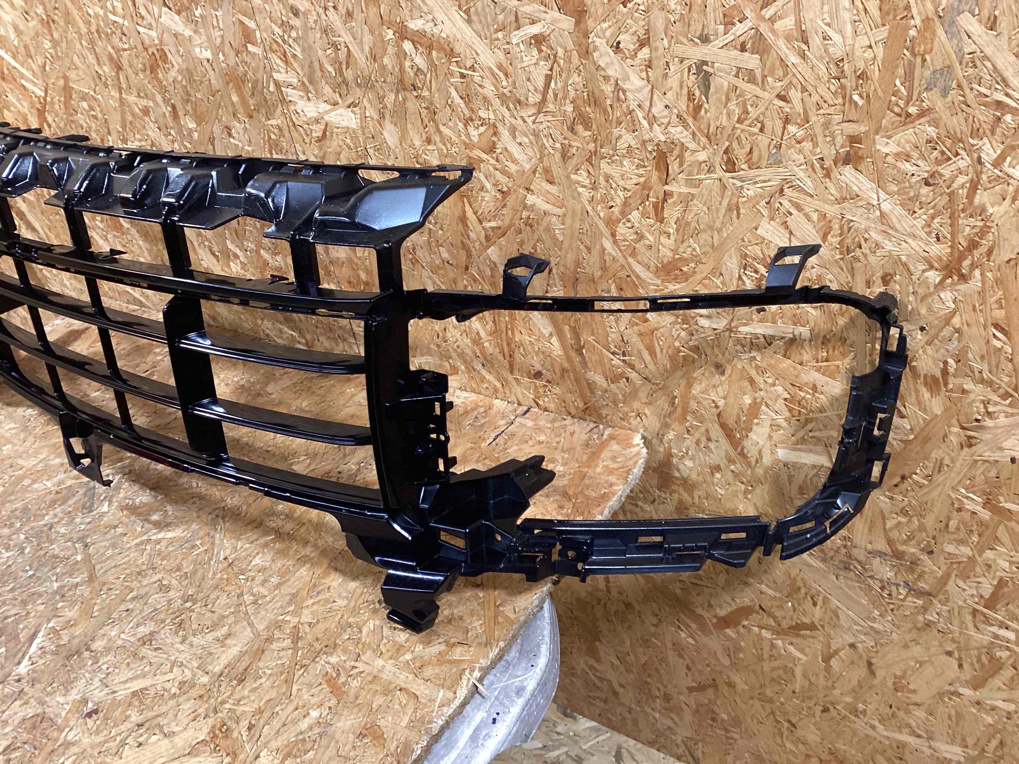 Заглушка, вставка (решетка) в бампер Porsche Cayenne 291225-101