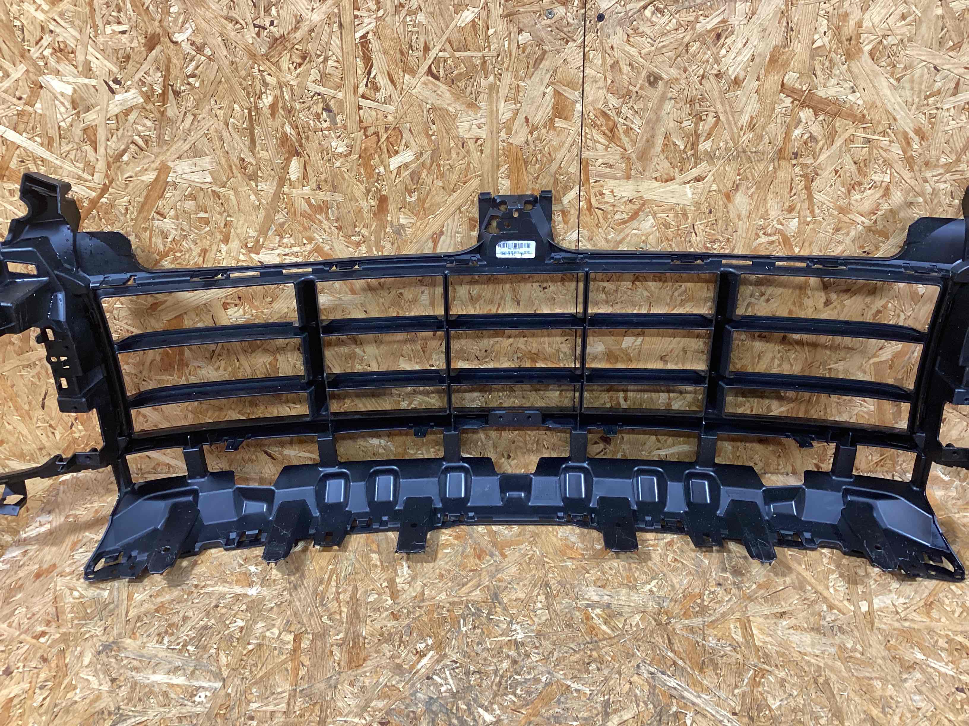 Заглушка, вставка (решетка) в бампер Porsche Cayenne 291225-101