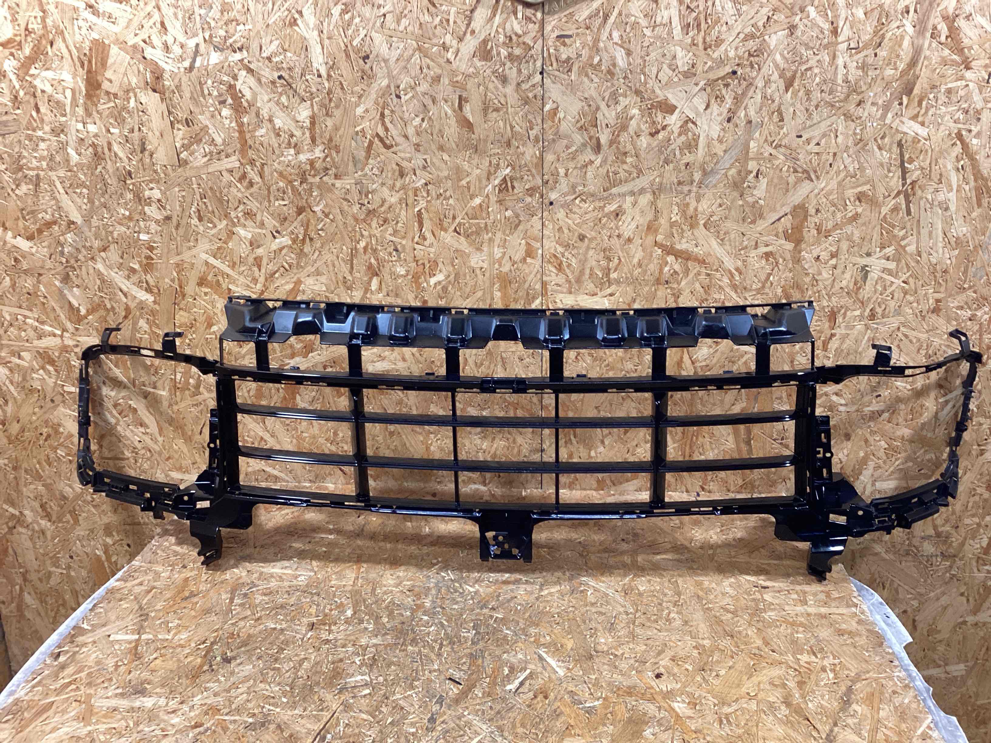 Заглушка, вставка (решетка) в бампер Porsche Cayenne 291225-102