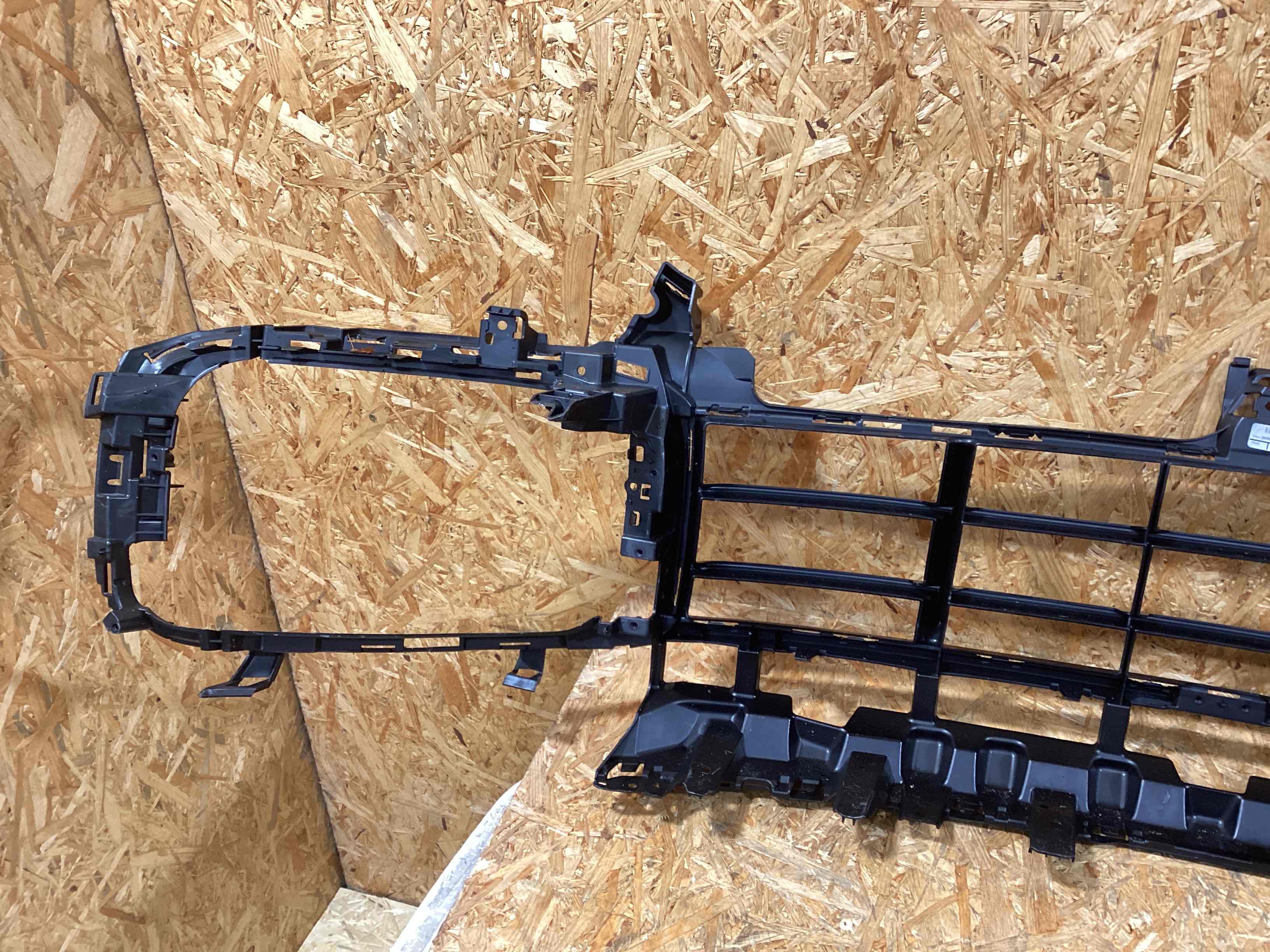 Заглушка, вставка (решетка) в бампер Porsche Cayenne 291225-102