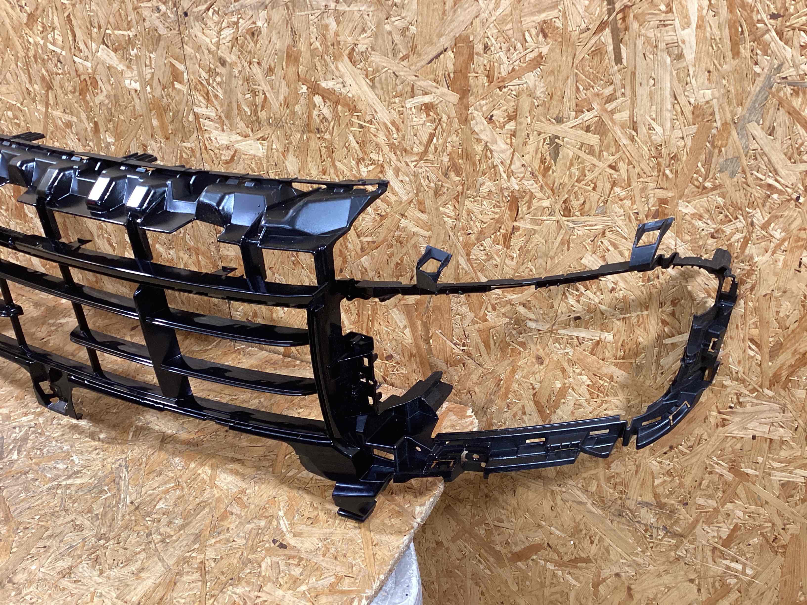 Заглушка, вставка (решетка) в бампер Porsche Cayenne 291225-105