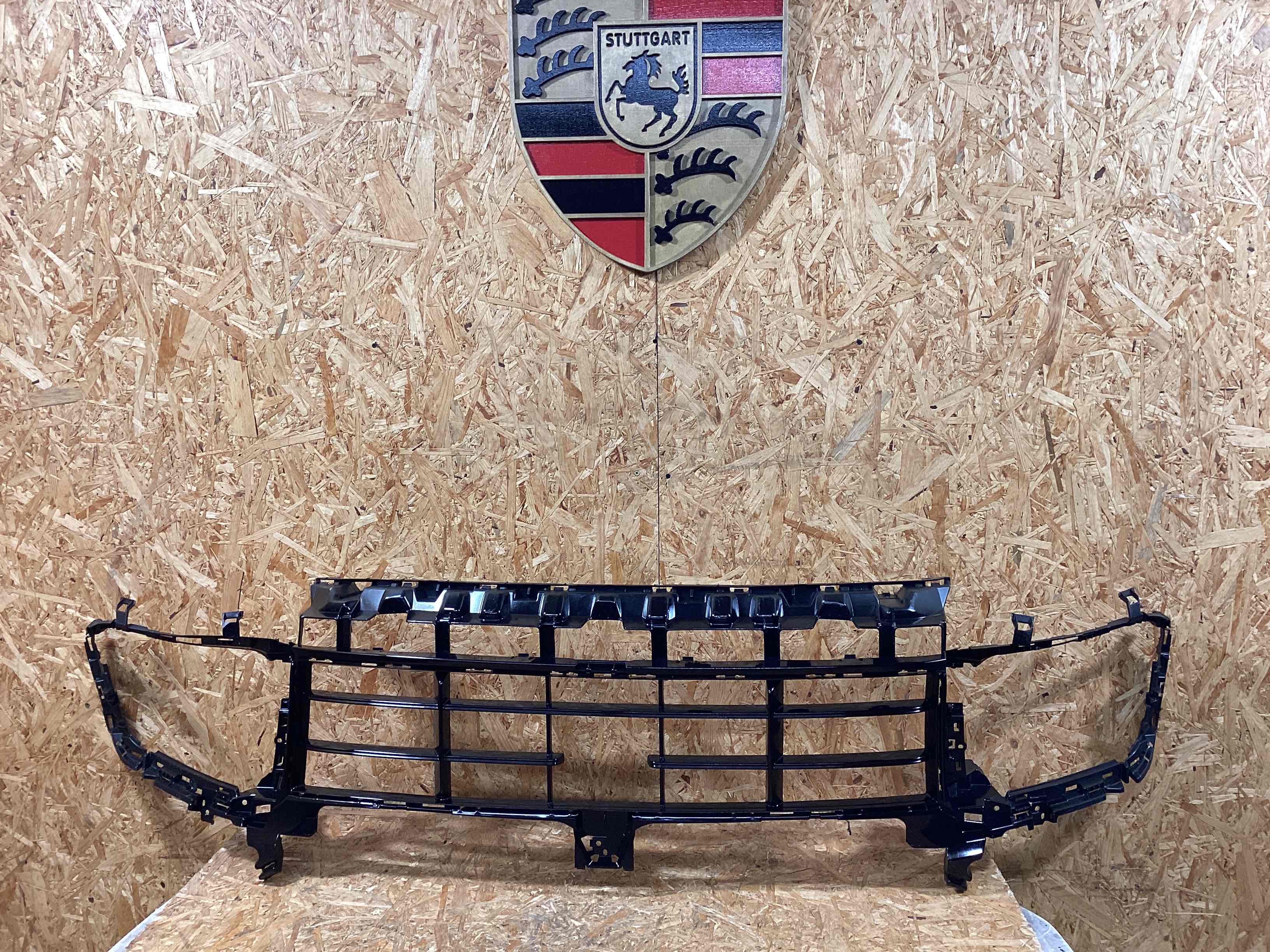 Заглушка, вставка (решетка) в бампер Porsche Cayenne 291225-105