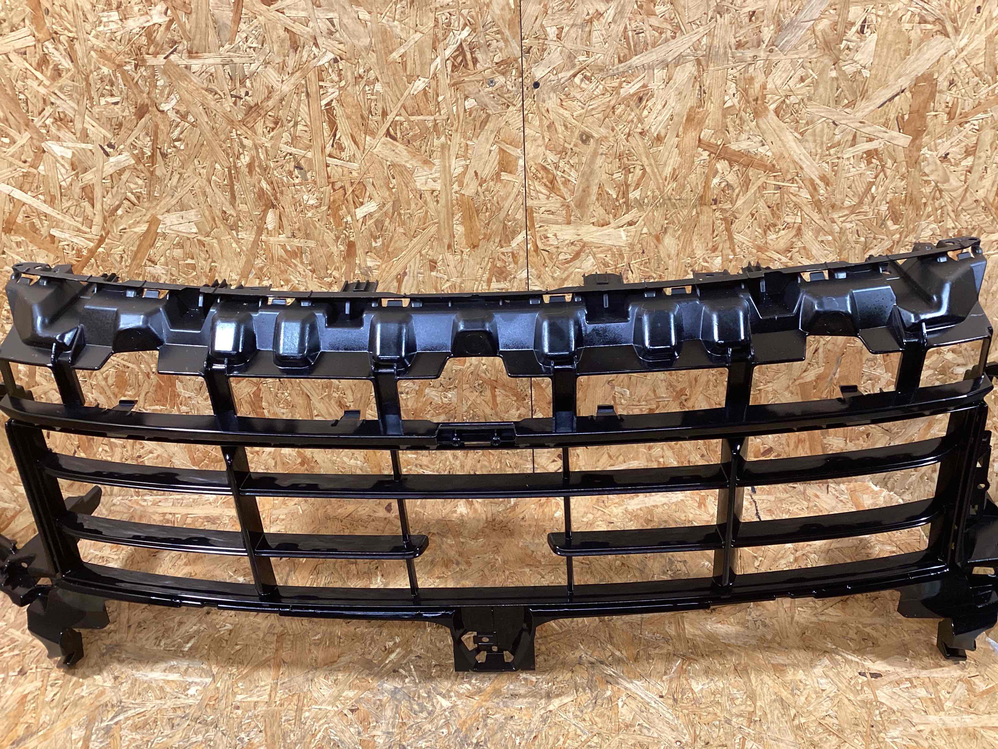 Заглушка, вставка (решетка) в бампер Porsche Cayenne 291225-106