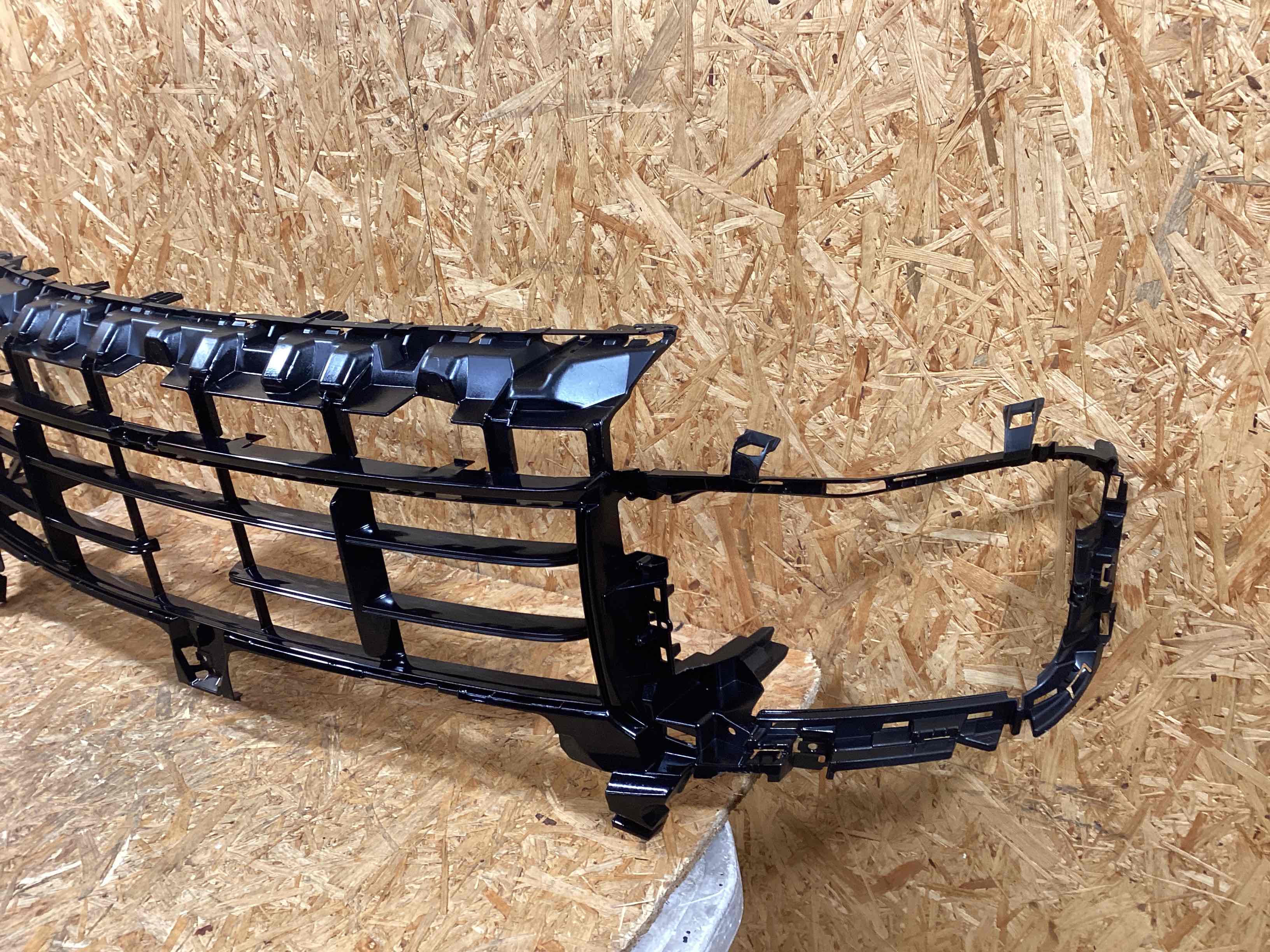 Заглушка, вставка (решетка) в бампер Porsche Cayenne 291225-106