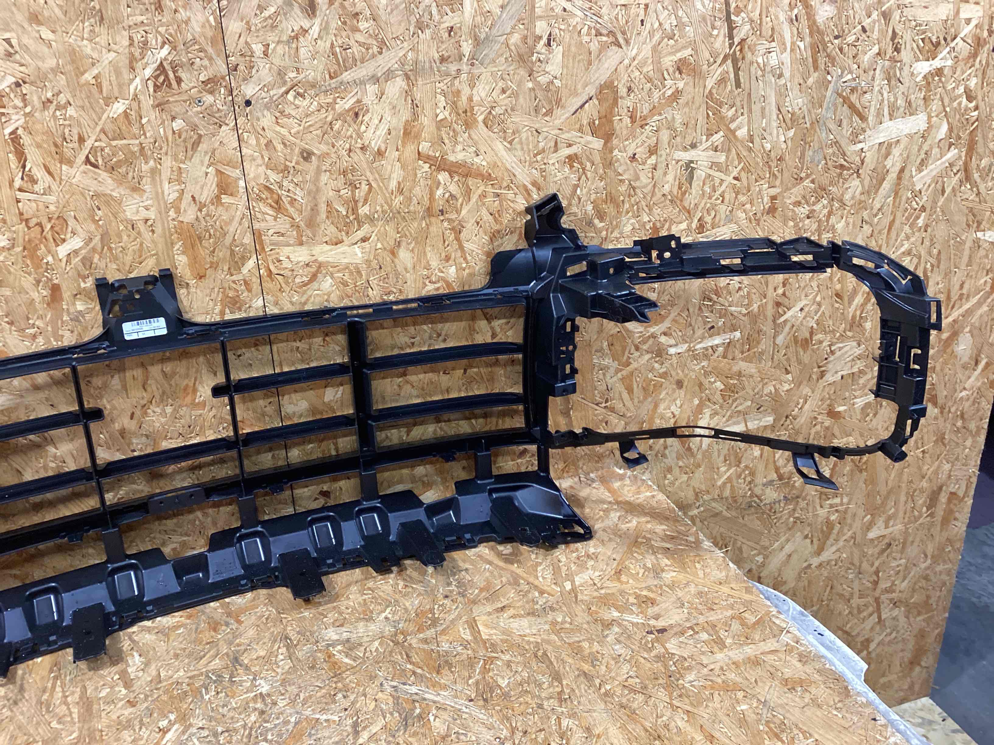 Заглушка, вставка (решетка) в бампер Porsche Cayenne 291225-106