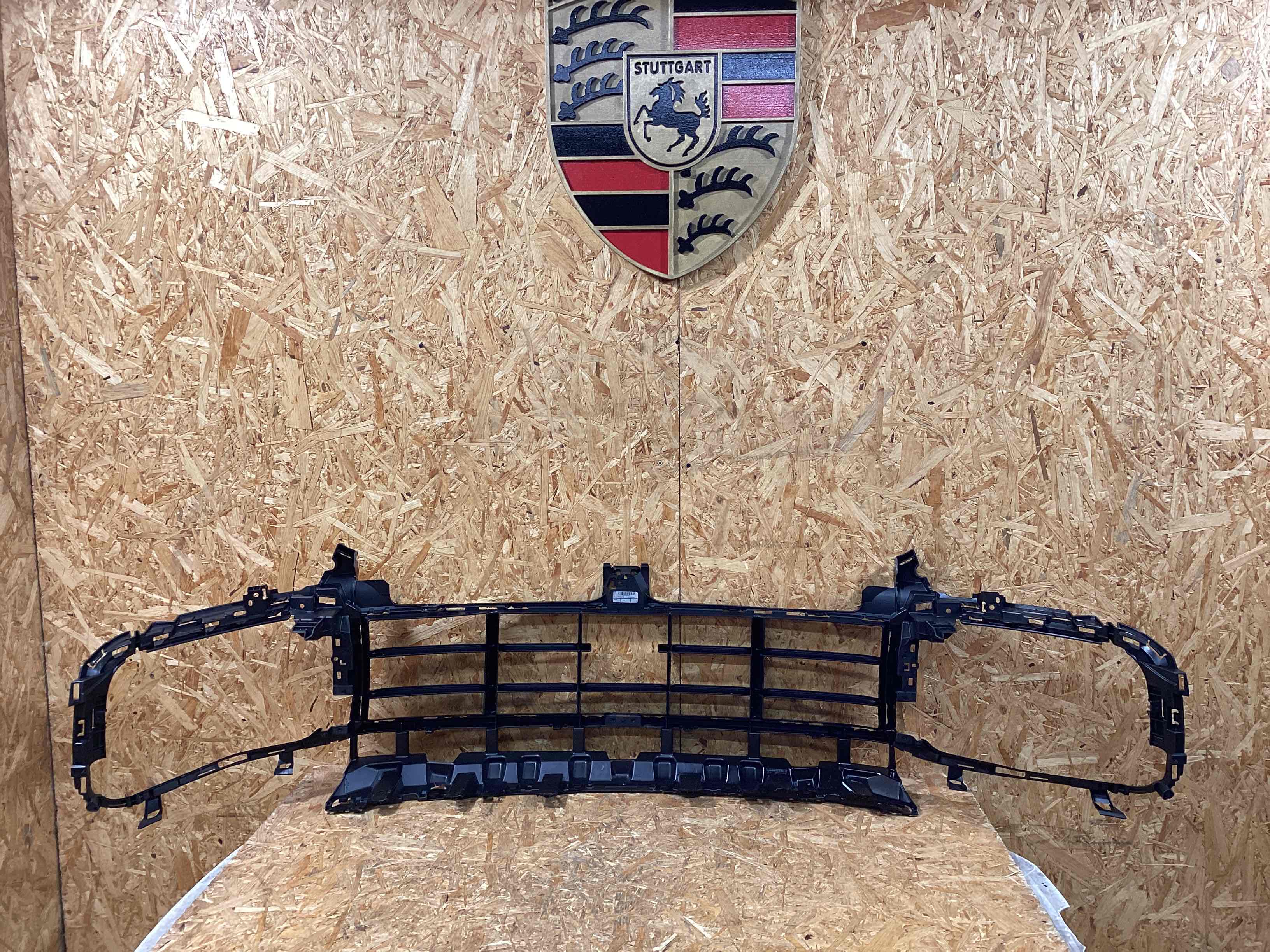 Заглушка, вставка (решетка) в бампер Porsche Cayenne 291225-107