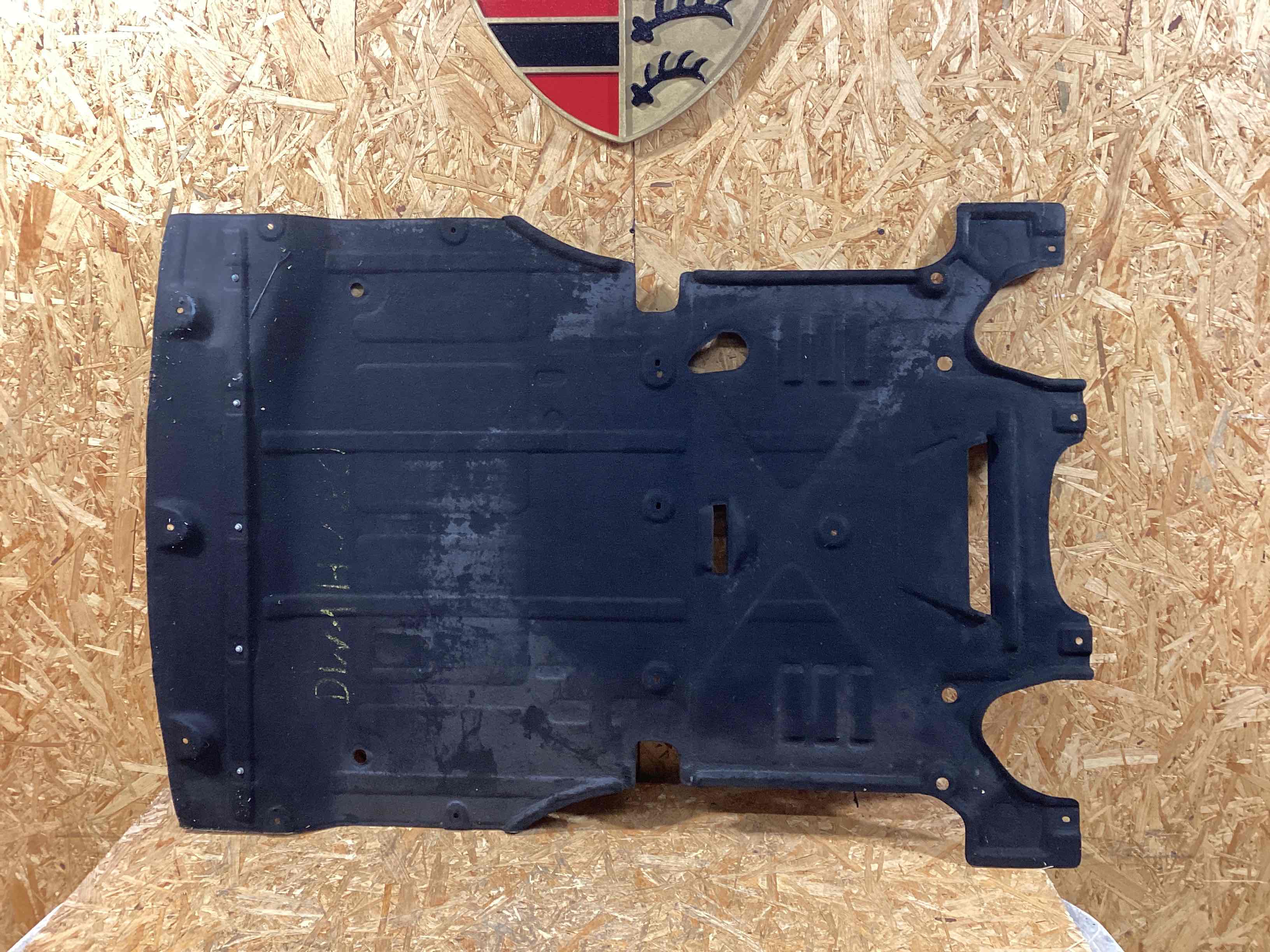 Защита днища кузова Porsche Macan 291225-108