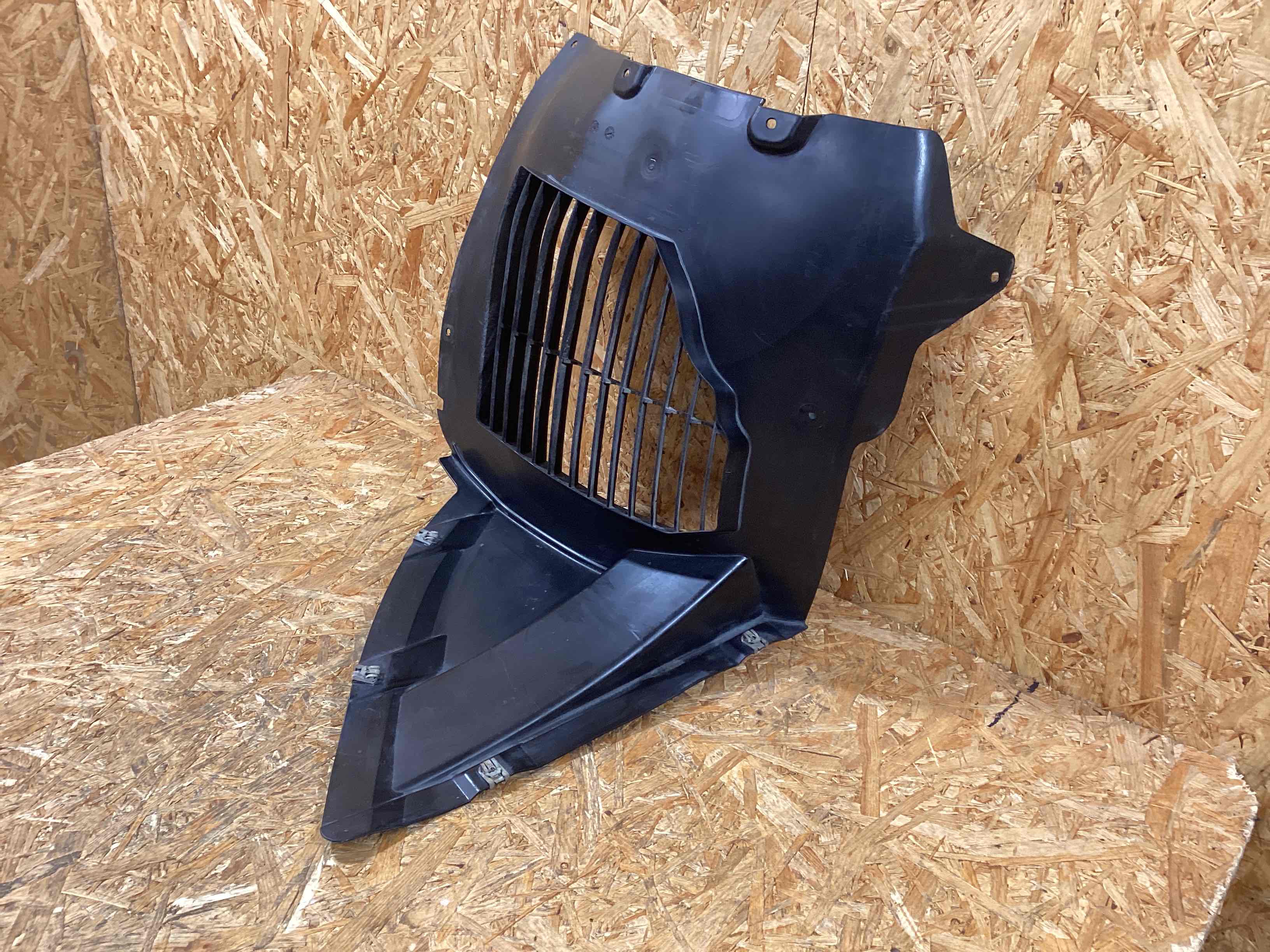 Защита арок передняя правая (подкрылок) Porsche Panamera 291225-109