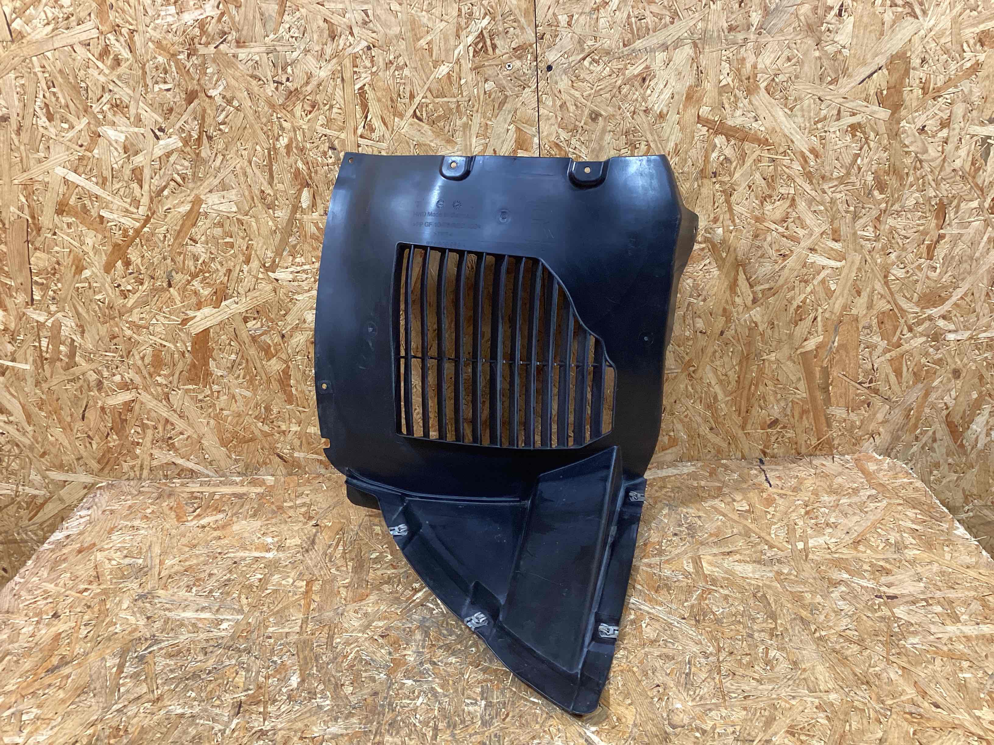 Защита арок передняя правая (подкрылок) Porsche Panamera 291225-109