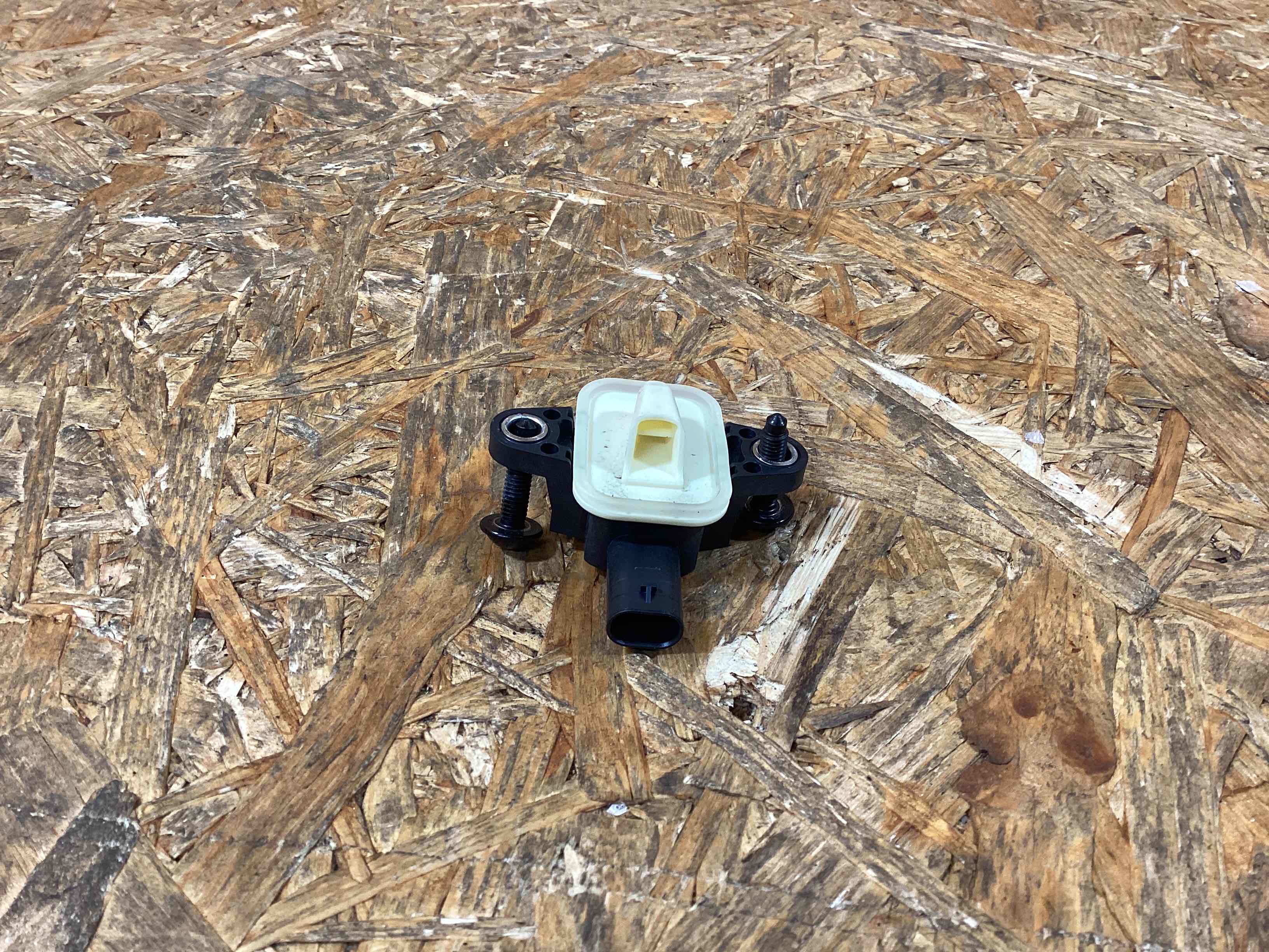 Датчик удара (Airbag), переключатель Porsche Macan 291225-114