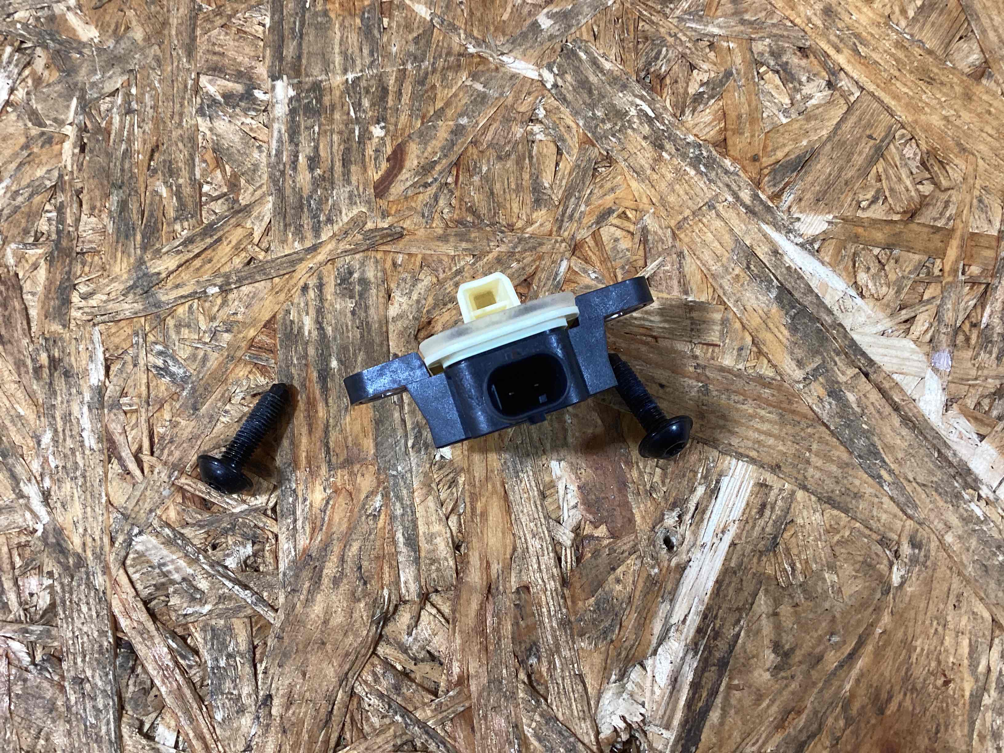 Датчик удара (Airbag), переключатель Porsche Macan 291225-114