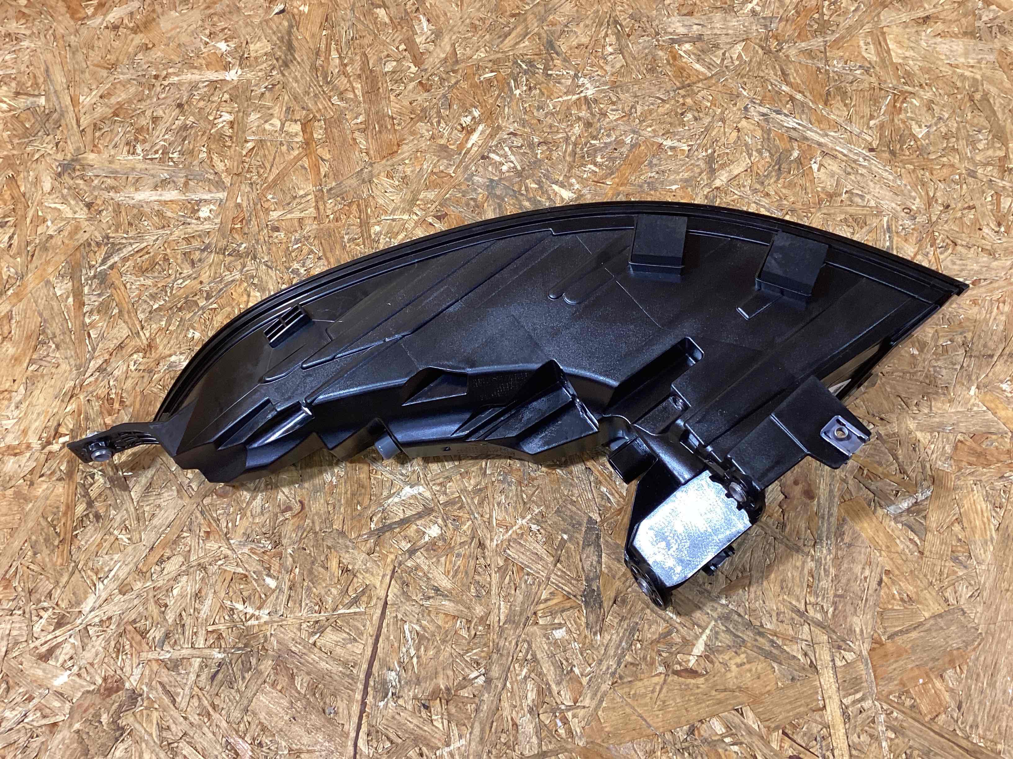 Фонарь задний левый Porsche Panamera 291225-113