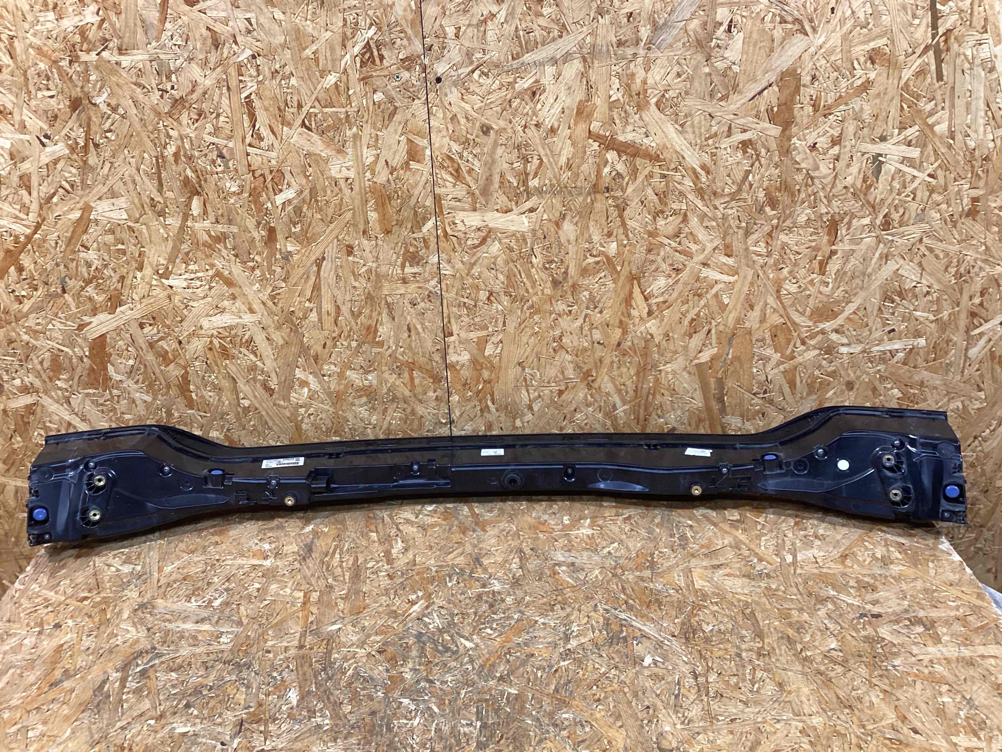 Фонарь стоп-сигнал Porsche Macan 300126-104