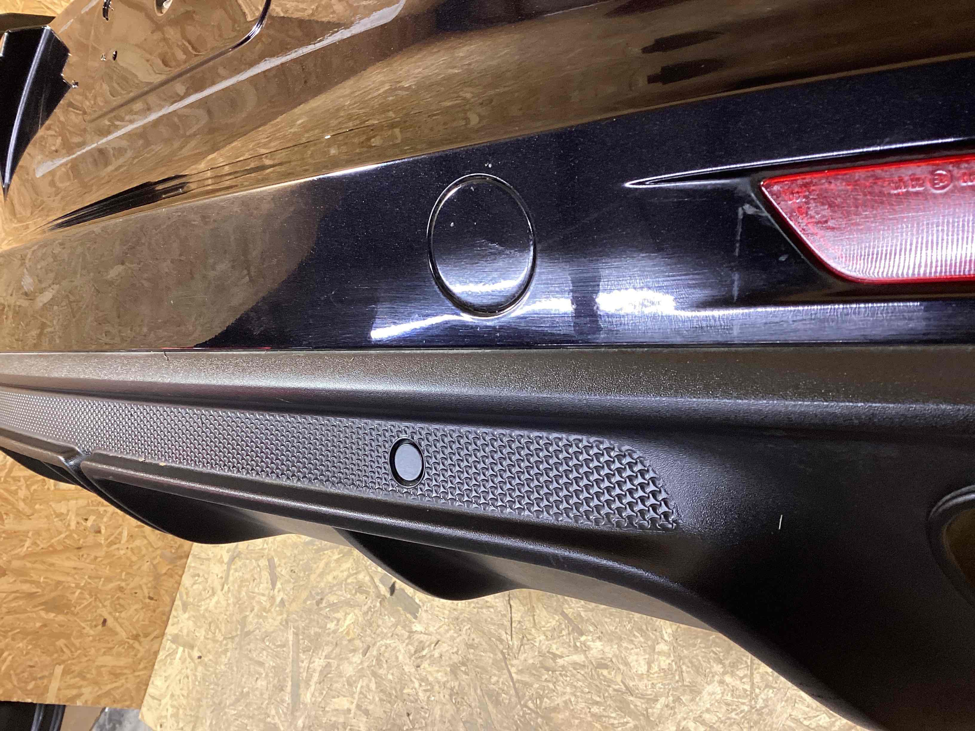 Бампер задний Porsche Panamera 300126-114