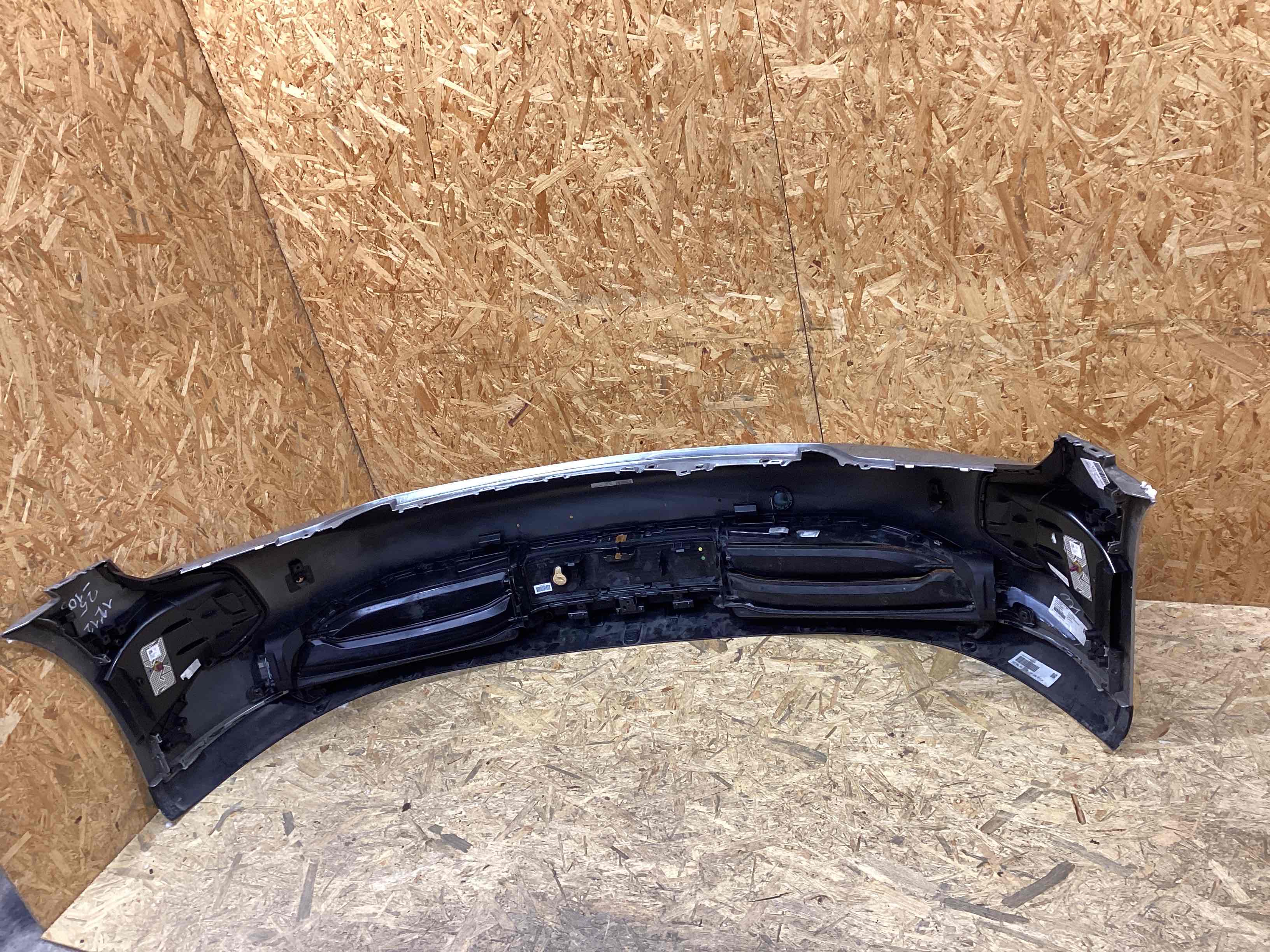 Бампер передний Porsche Taycan 300126-115