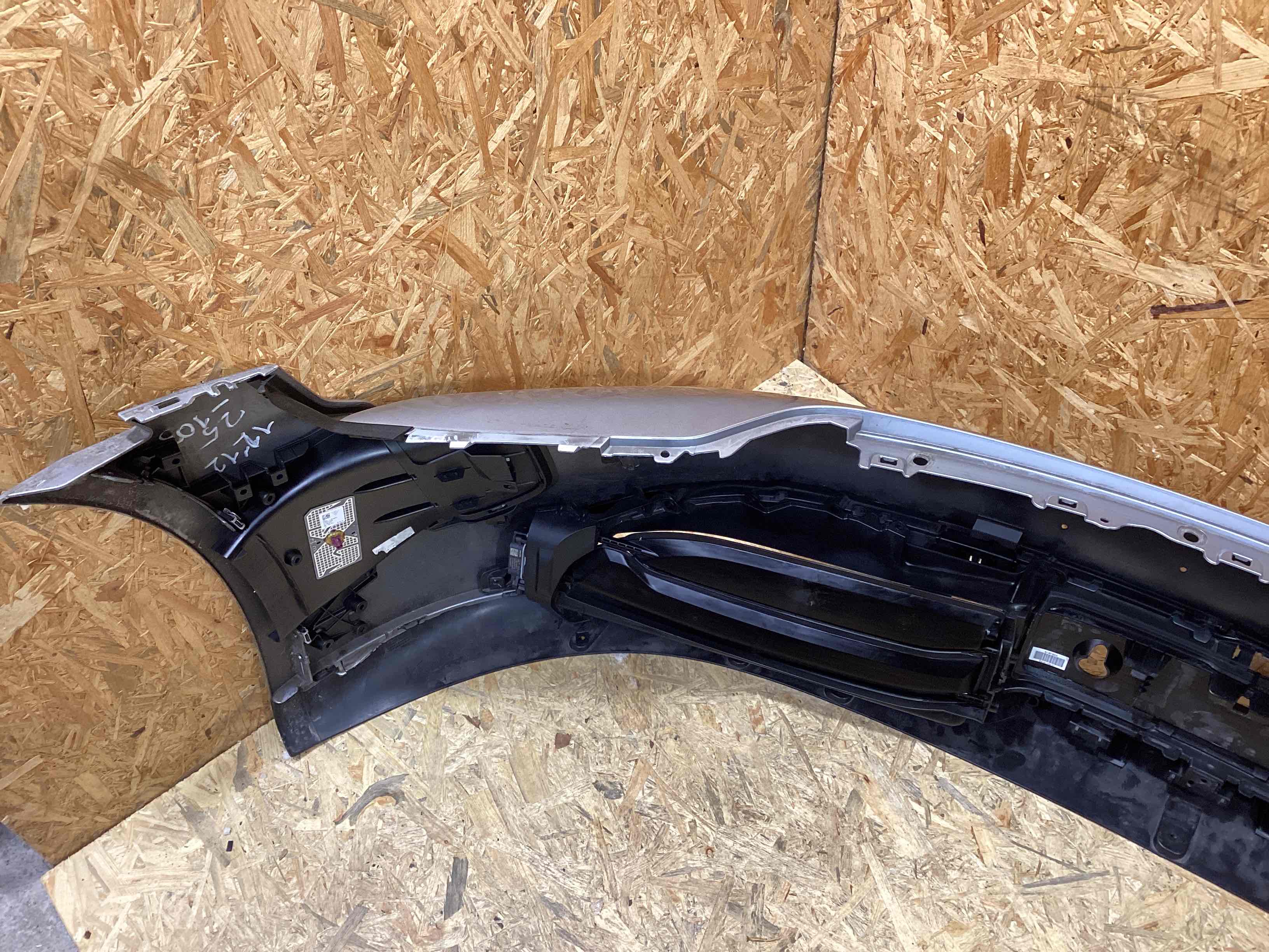 Бампер передний Porsche Taycan 300126-115