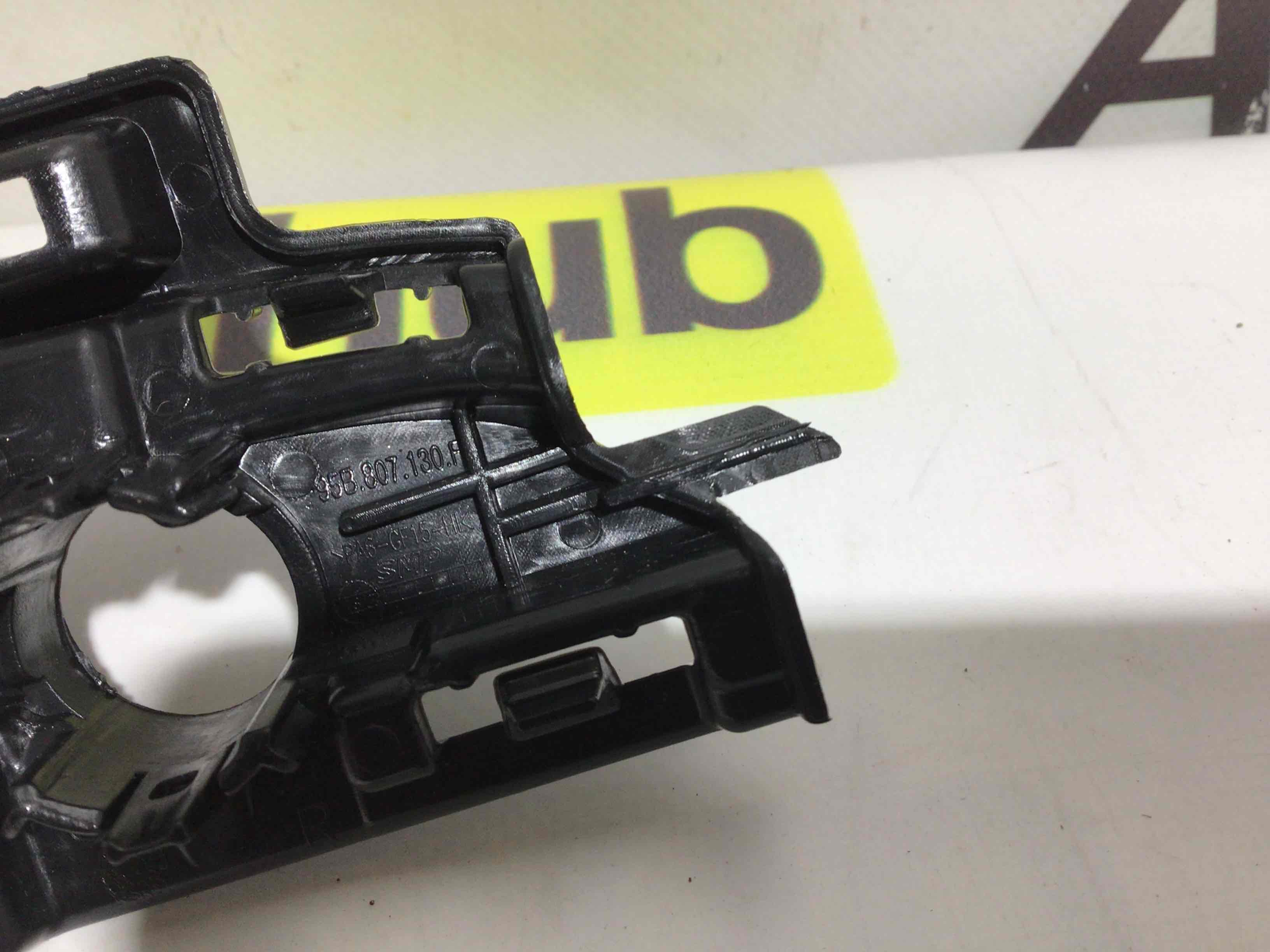 Датчик парктроника, крепление, корпус Porsche Macan 300326-049