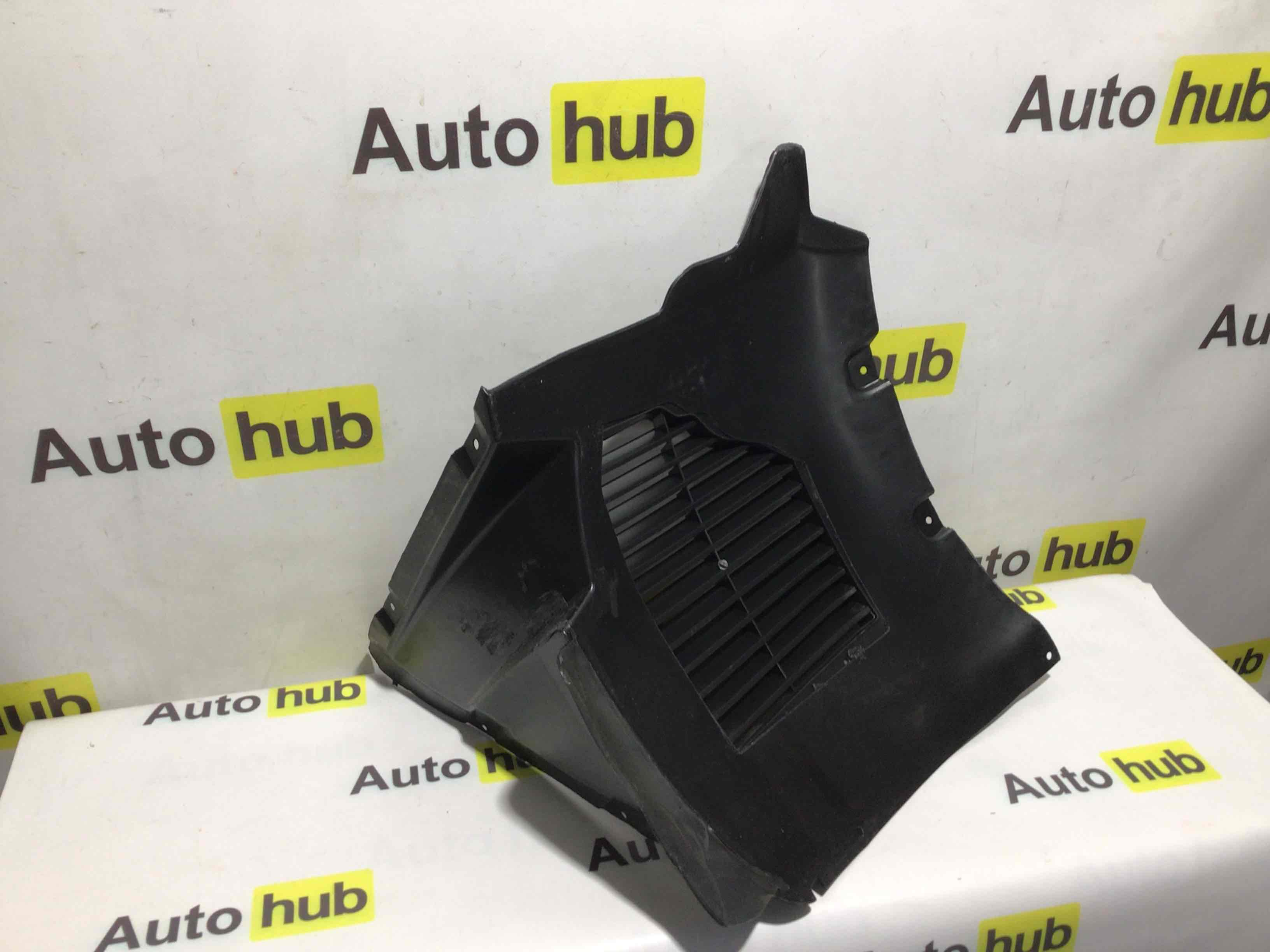 Защита арок передняя правая (подкрылок) Porsche Panamera 300326-015