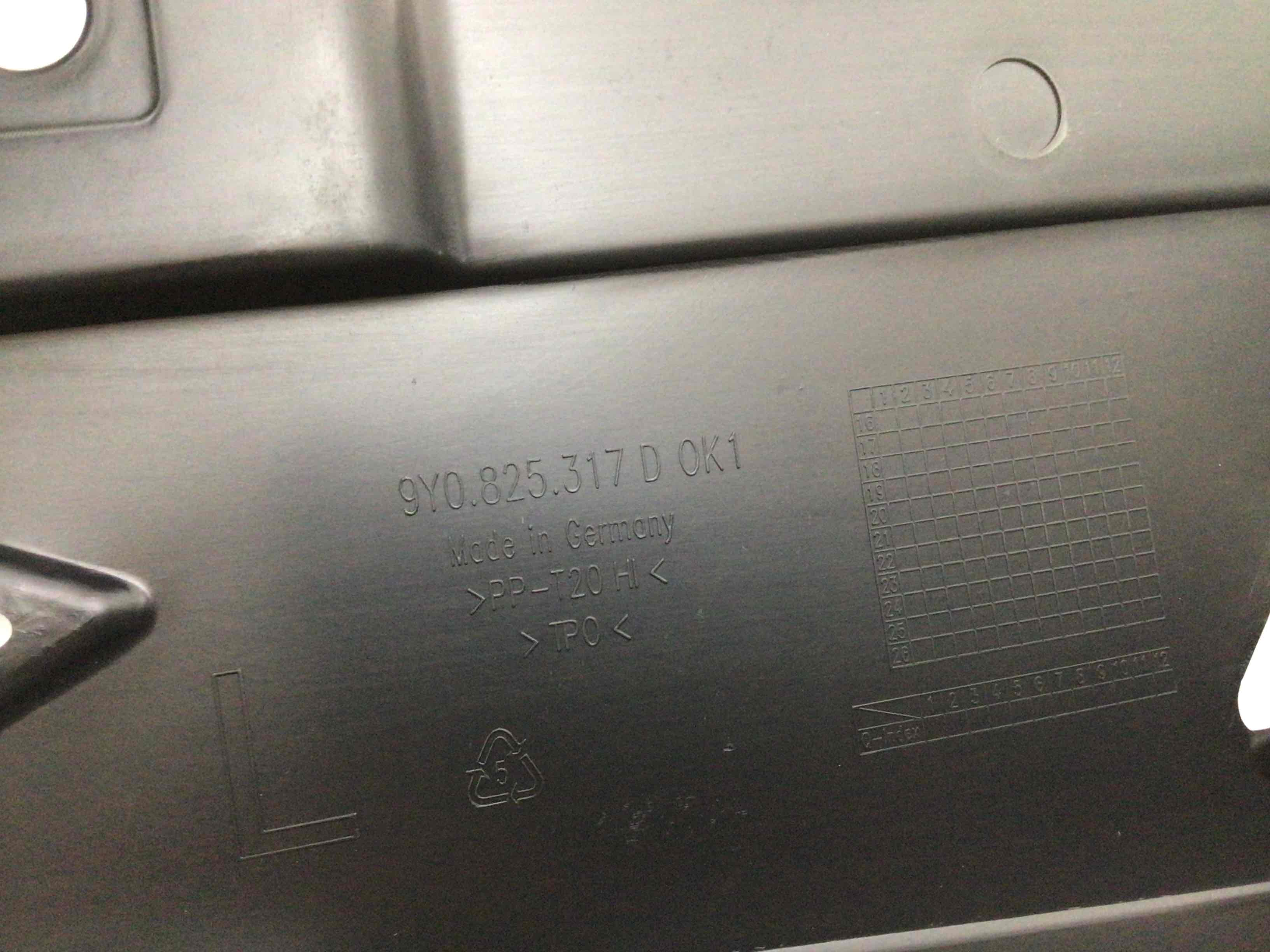 Защита днища кузова Porsche Cayenne 300326-026