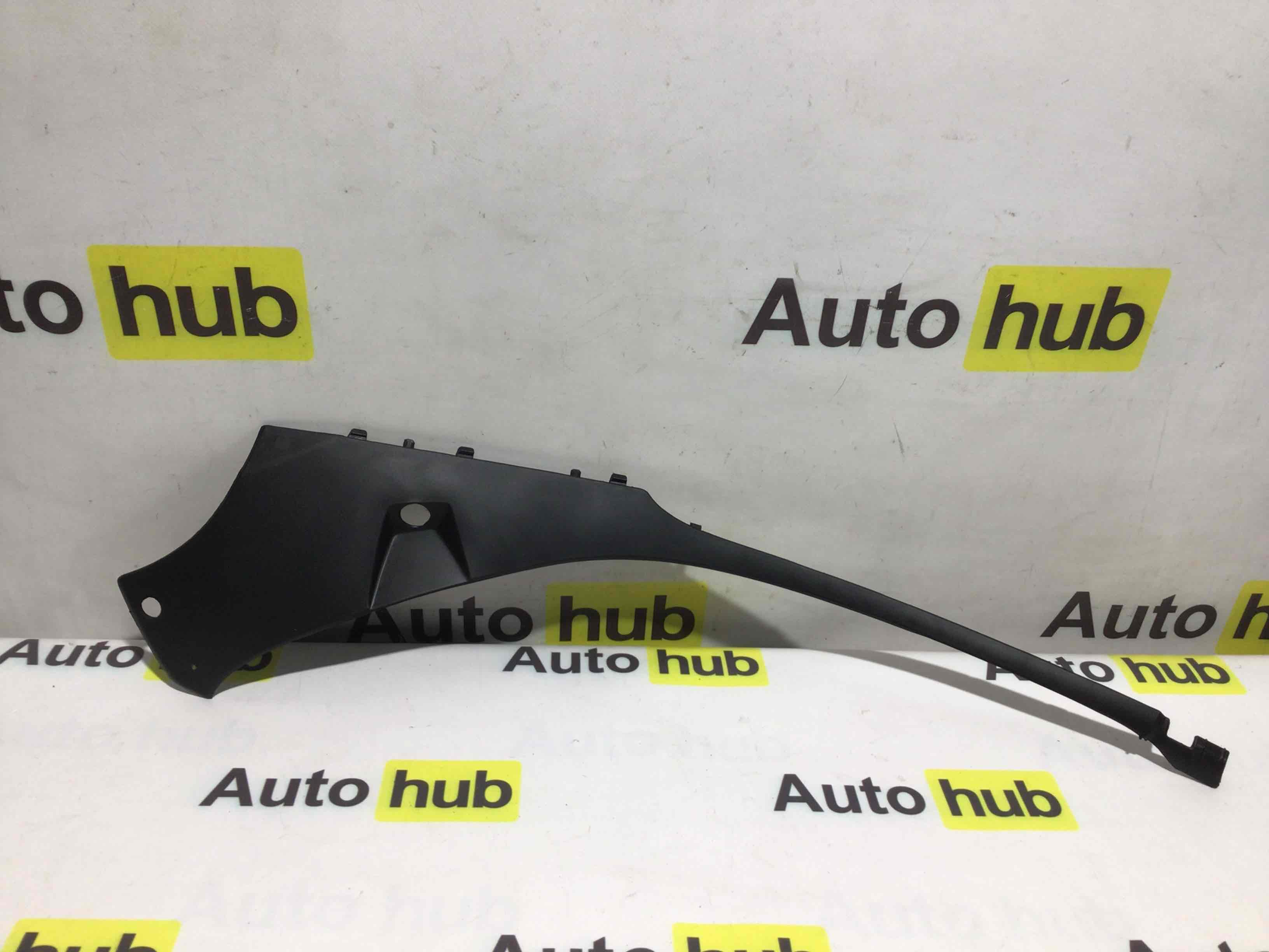 Пластик моторного отсека Porsche Macan 300326-034