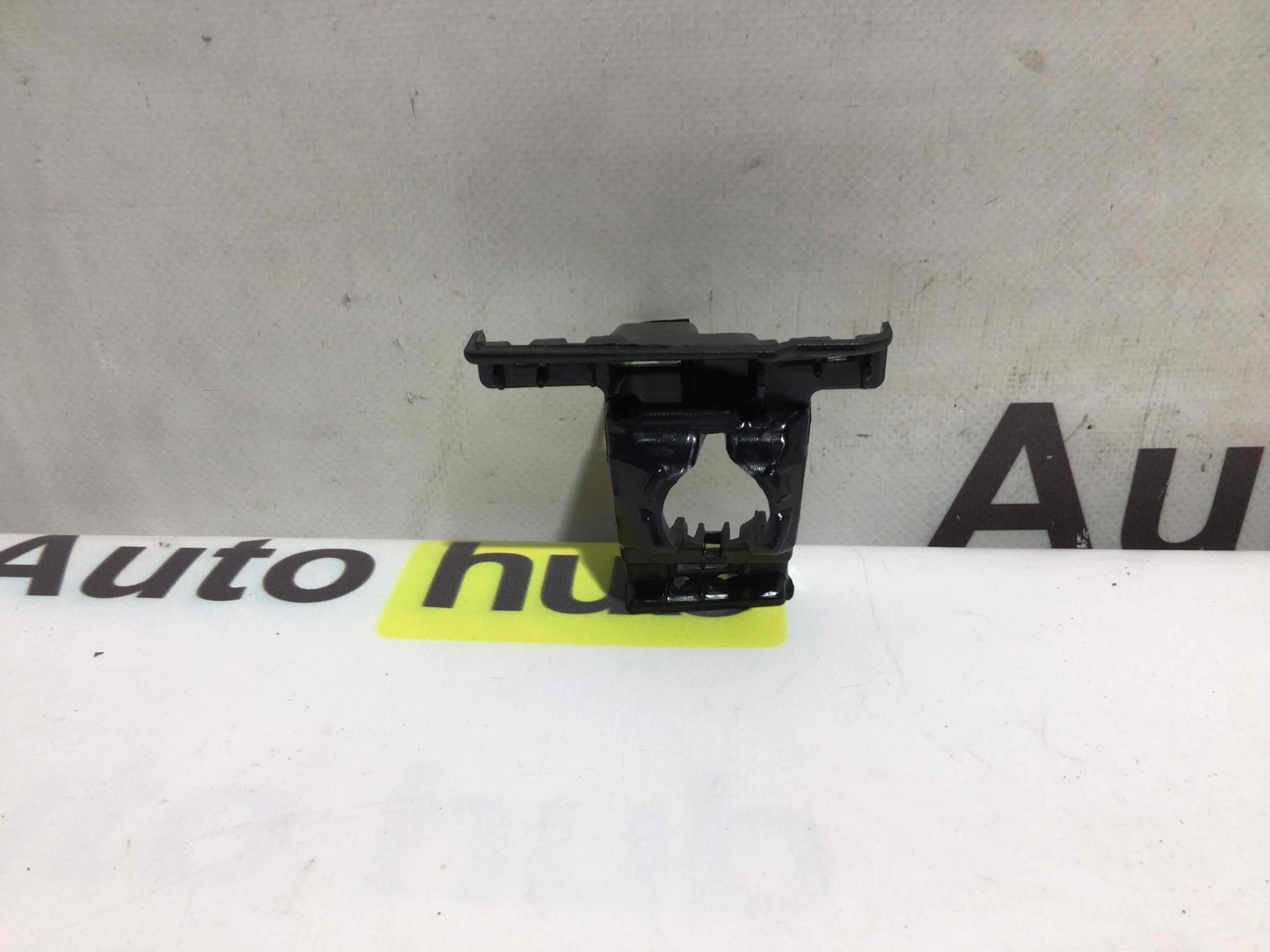 Крепление, кронштейн Porsche Macan 300326-038