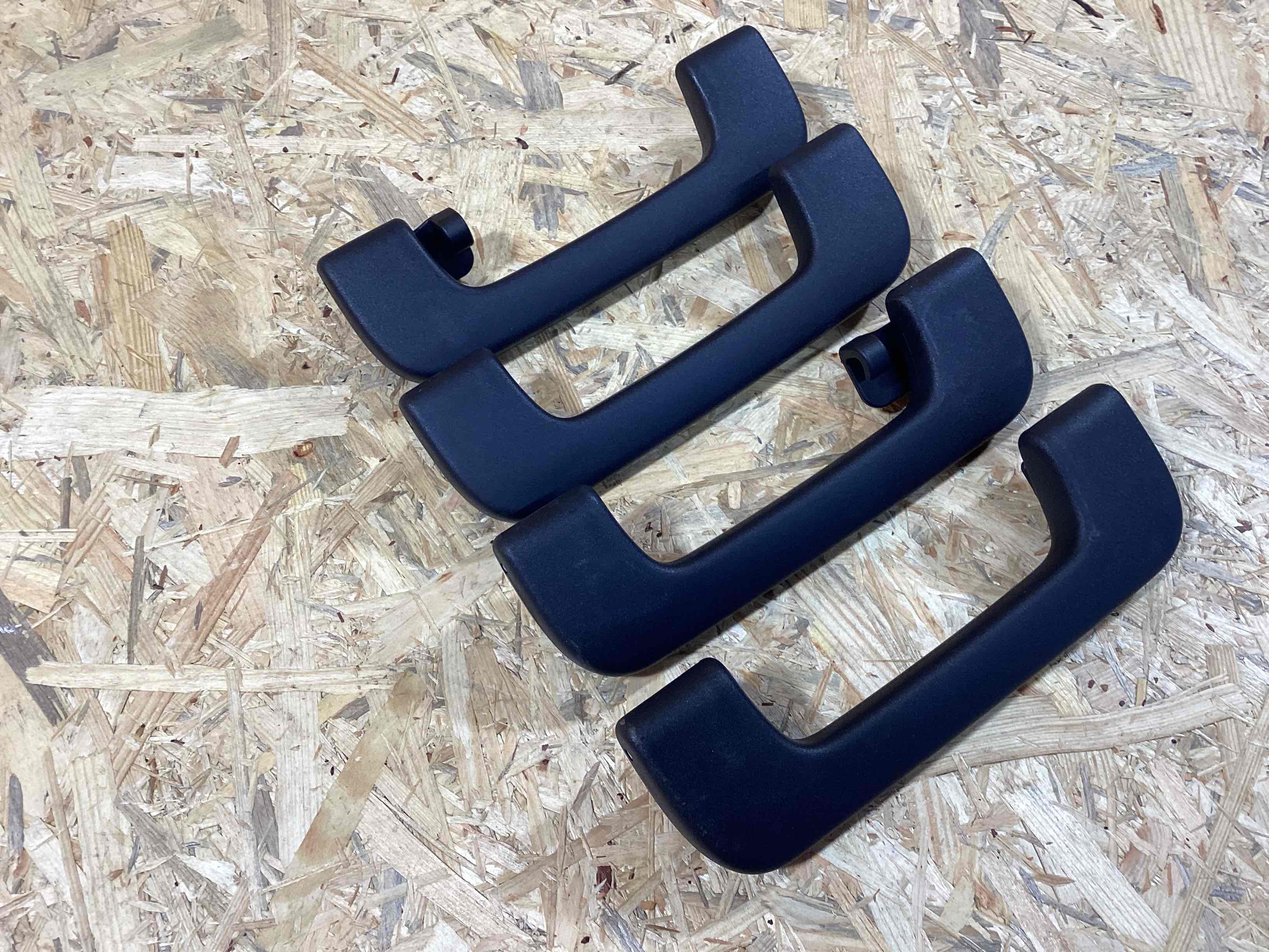 Ручка двери салона (внутренняя) Porsche Macan 300326-101