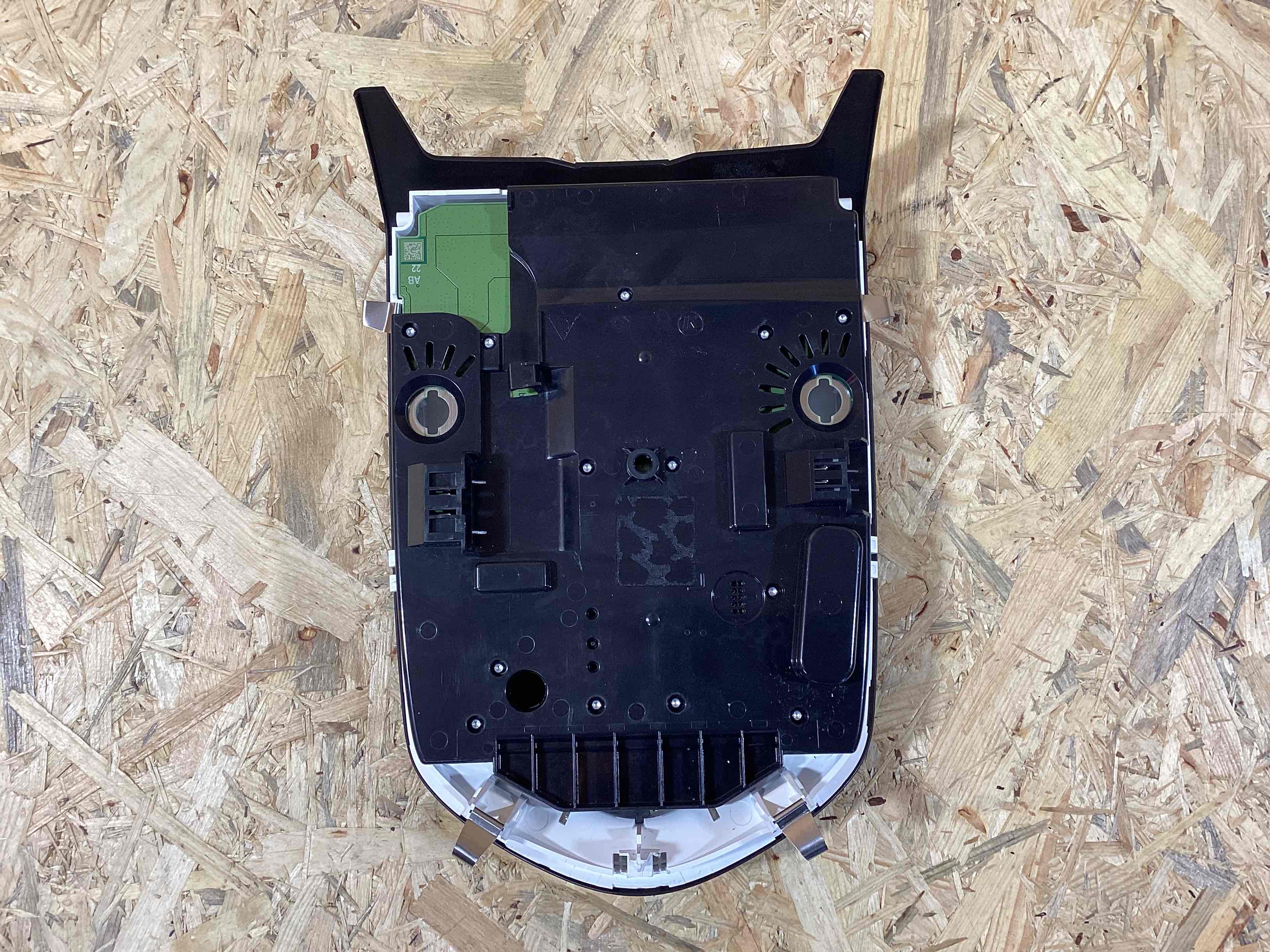 Фонарь салонный (плафон) Porsche Macan 300326-106