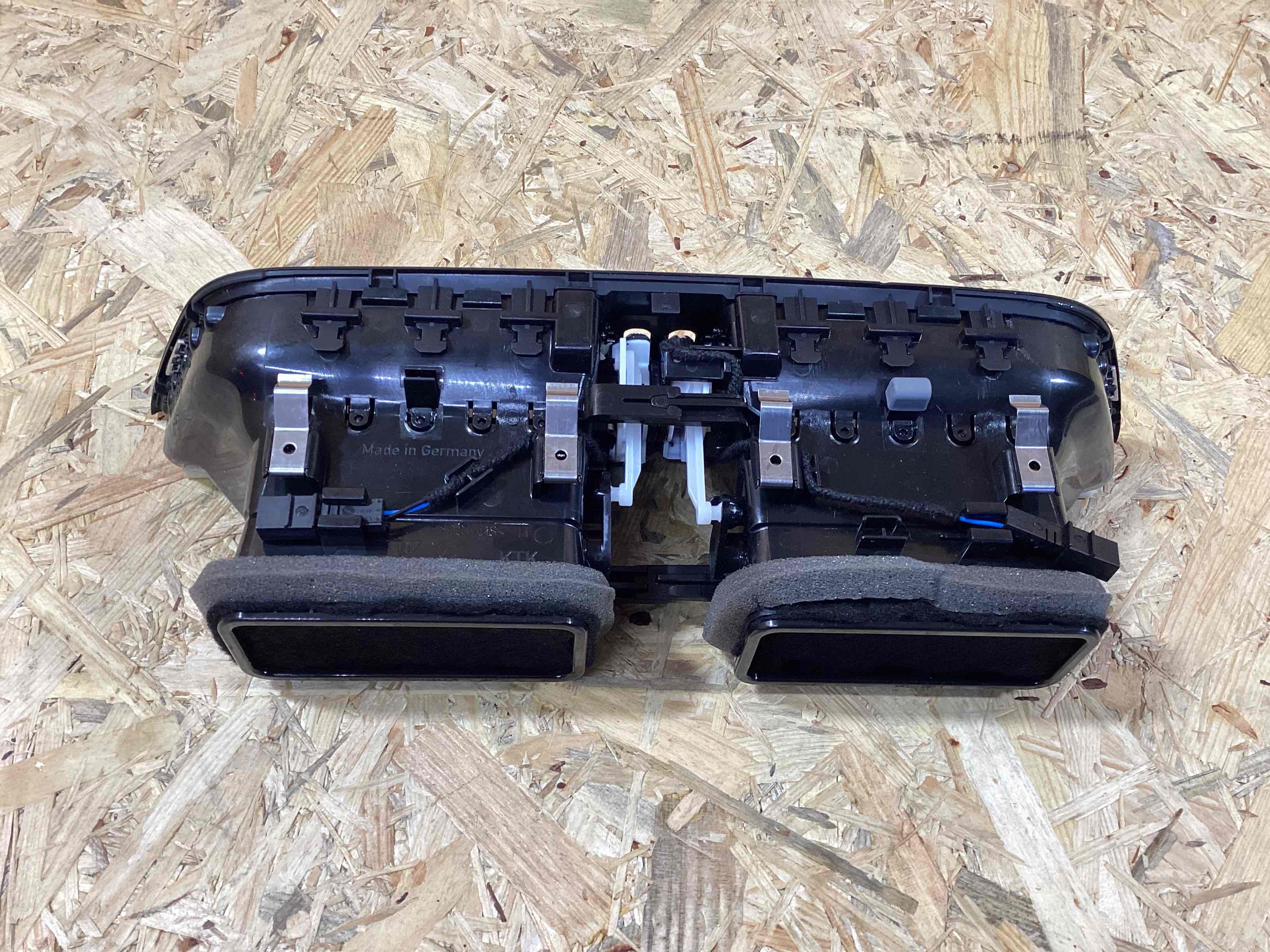 Воздуховод Porsche Macan 300326-110