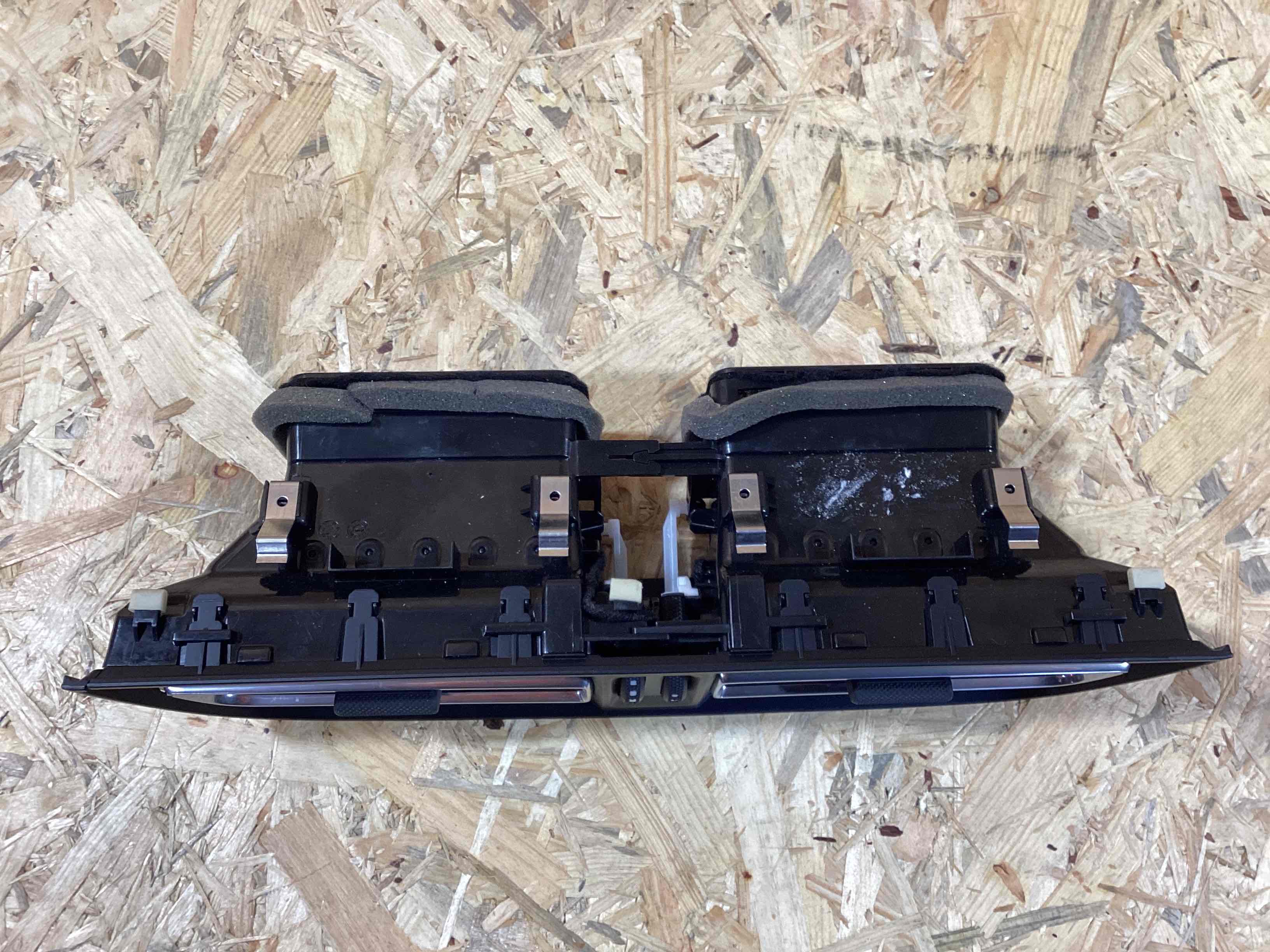 Воздуховод Porsche Macan 300326-110