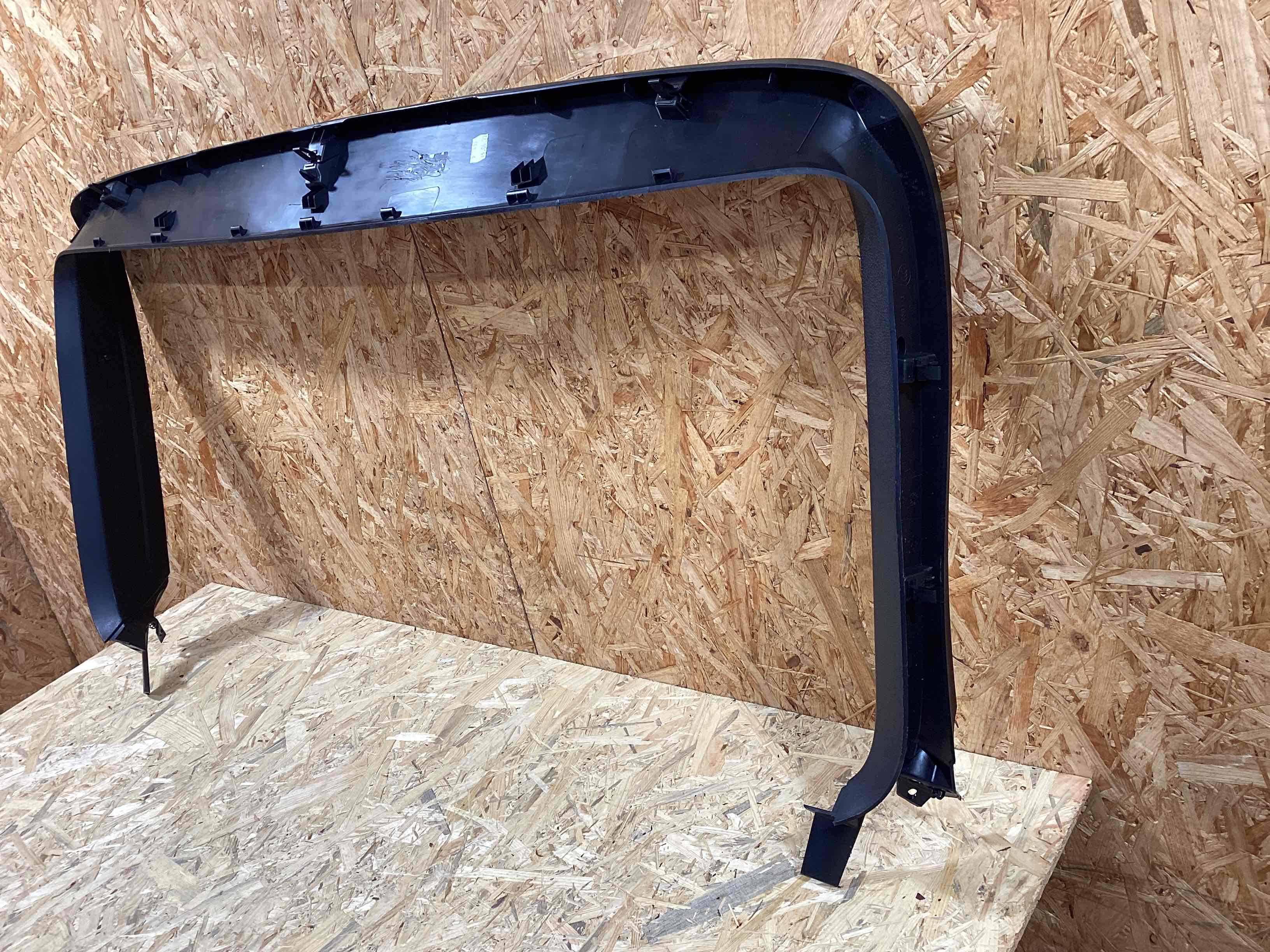 Элемент отделки салона, багажника Porsche Macan 300326-114