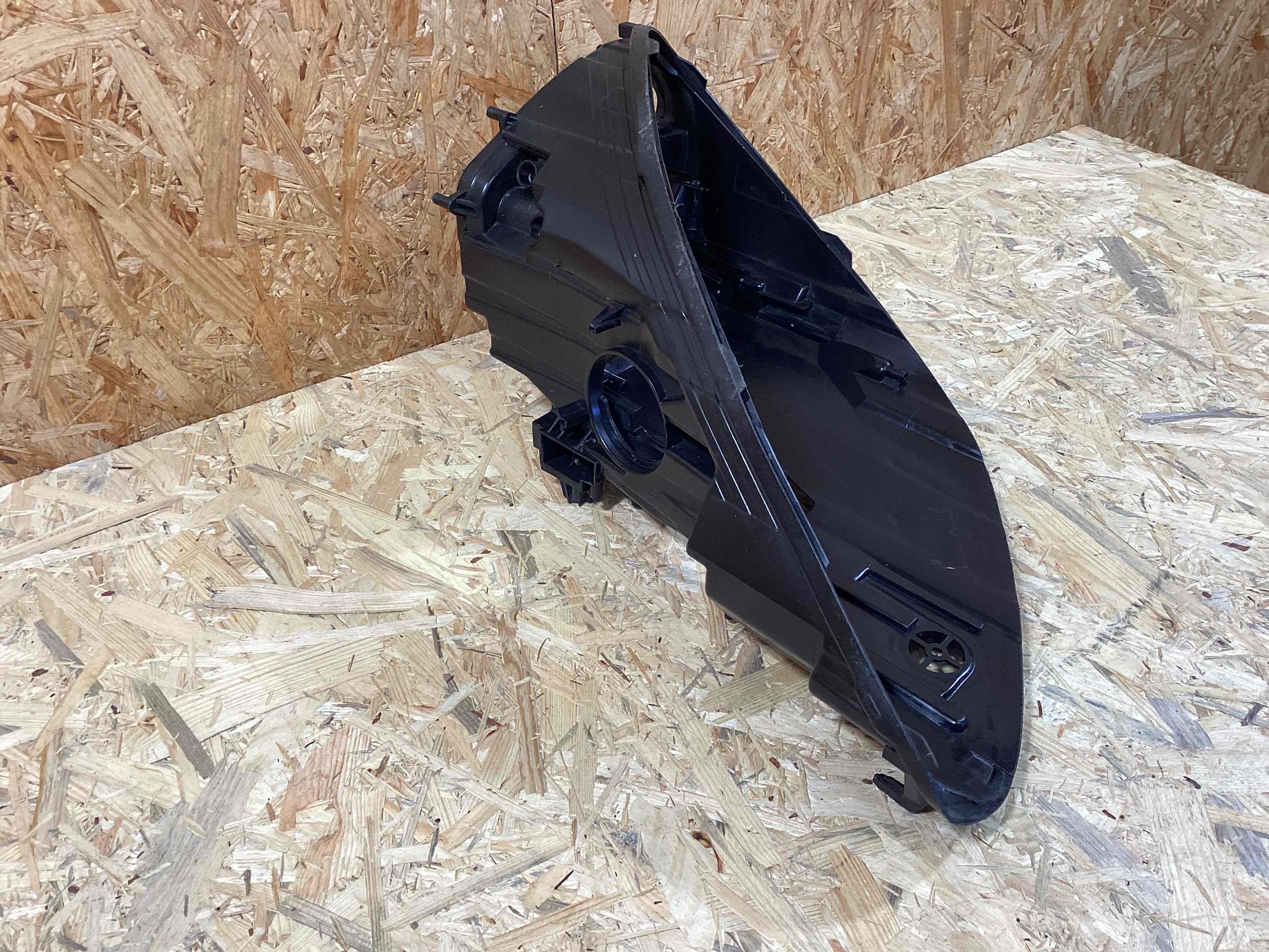 Фара левая Porsche Panamera 300326-117