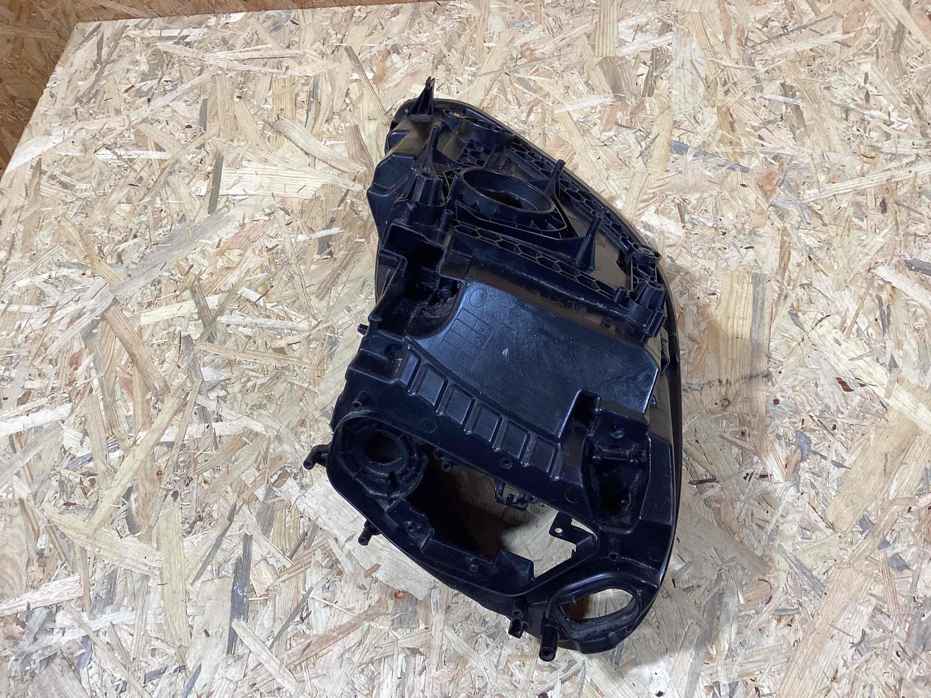 Фара левая Porsche Panamera 300326-117