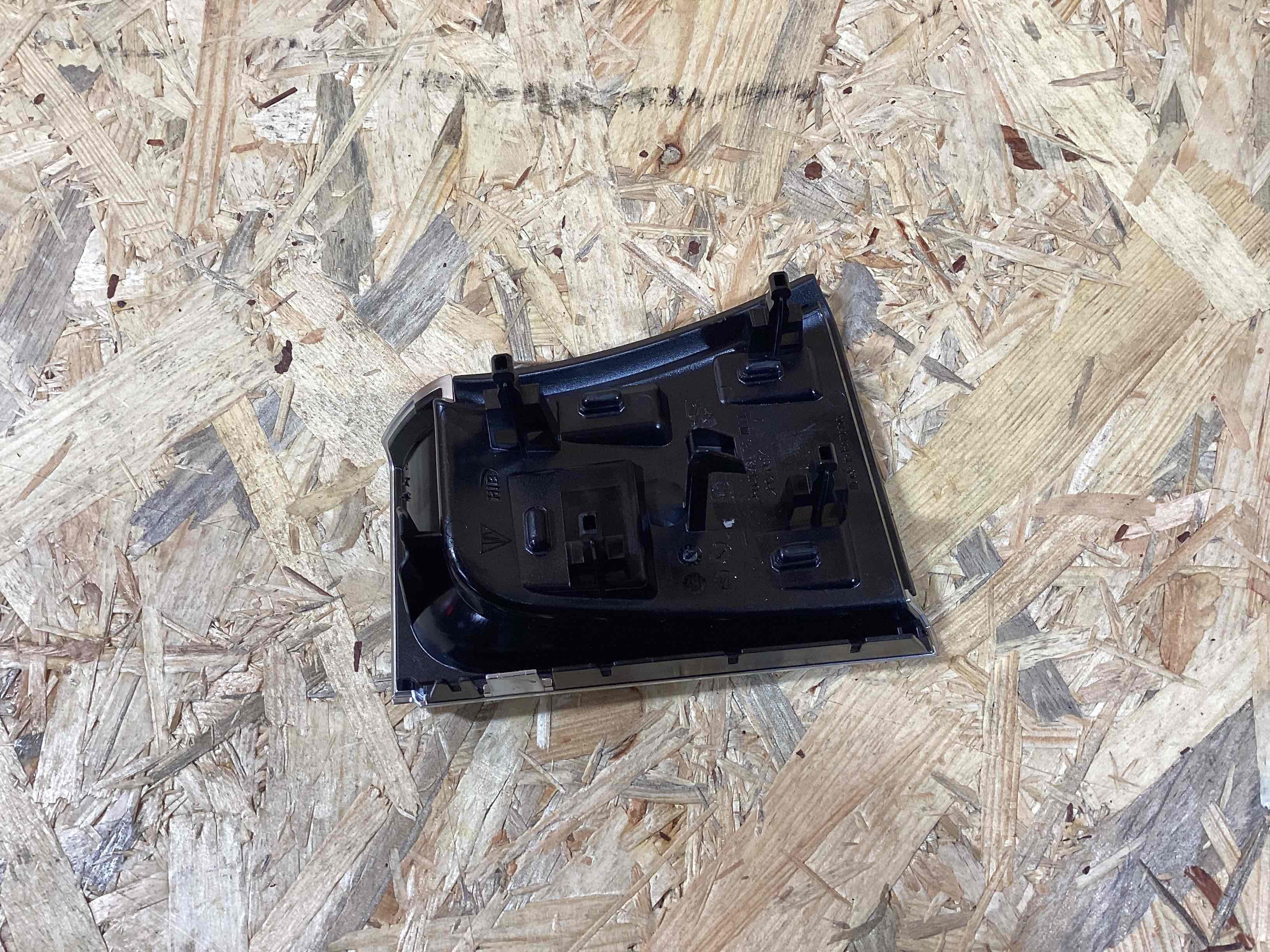 Обшивка салона Porsche Macan 300326-120